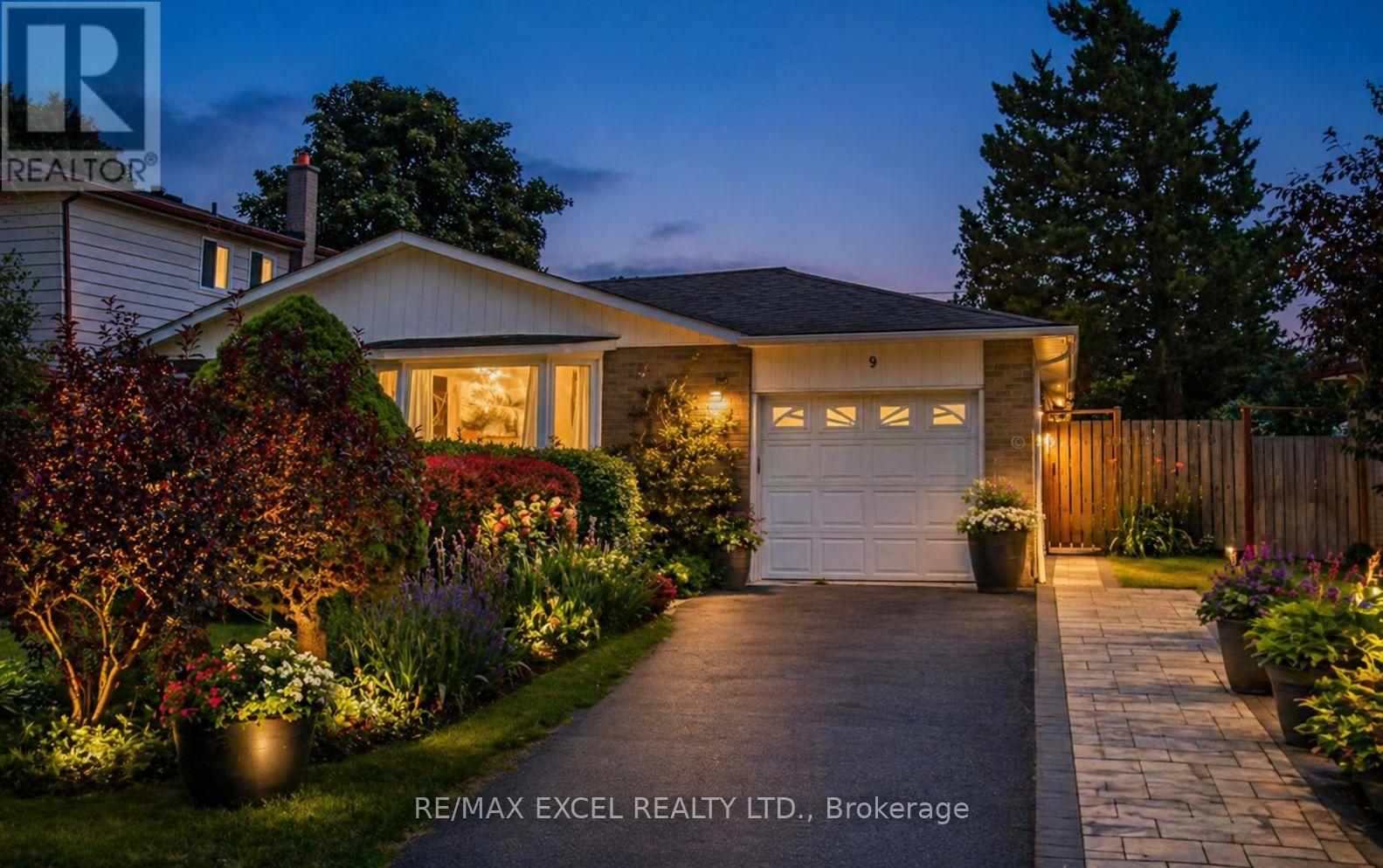 9 GLAMIS PLACE, Markham, Ontario