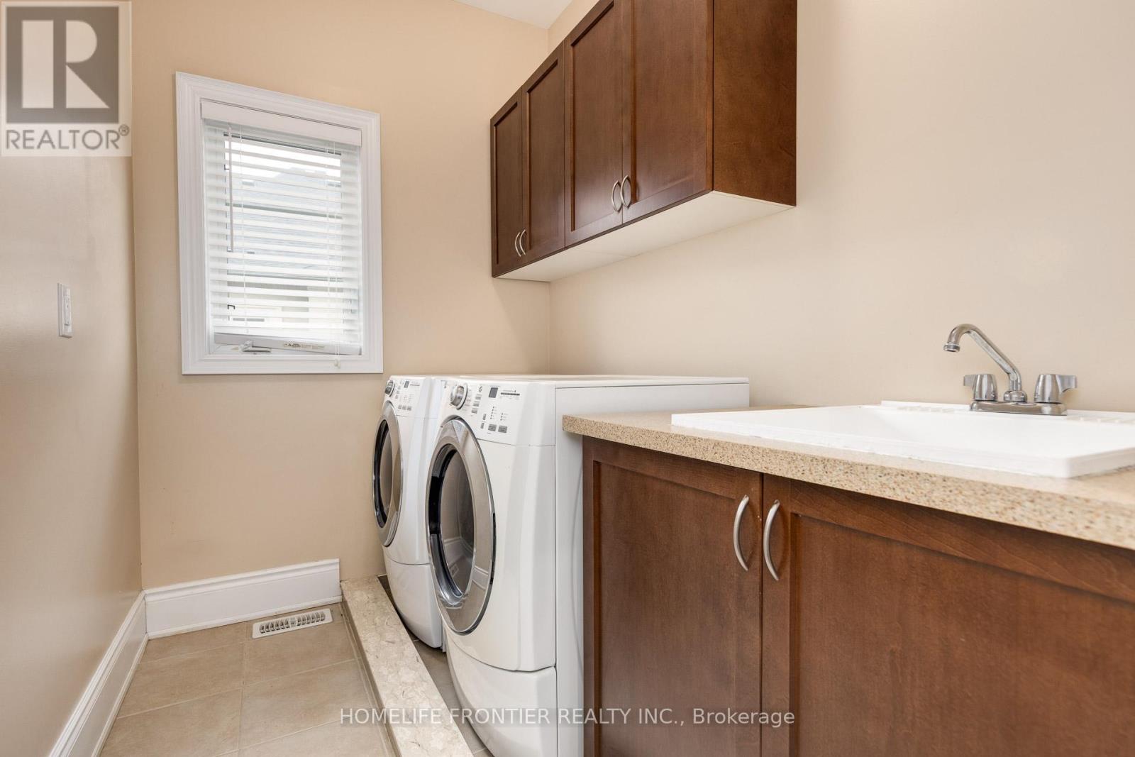 283 Lady Valentina Avenue, Vaughan, Ontario  L6A 4T2 - Photo 33 - N13235540