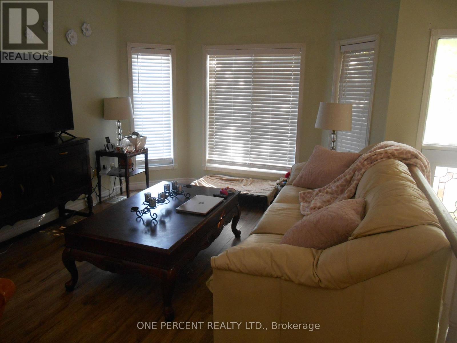 22 Brillinger Drive, Wasaga Beach, Ontario  L9Z 1L4 - Photo 2 - S13235258
