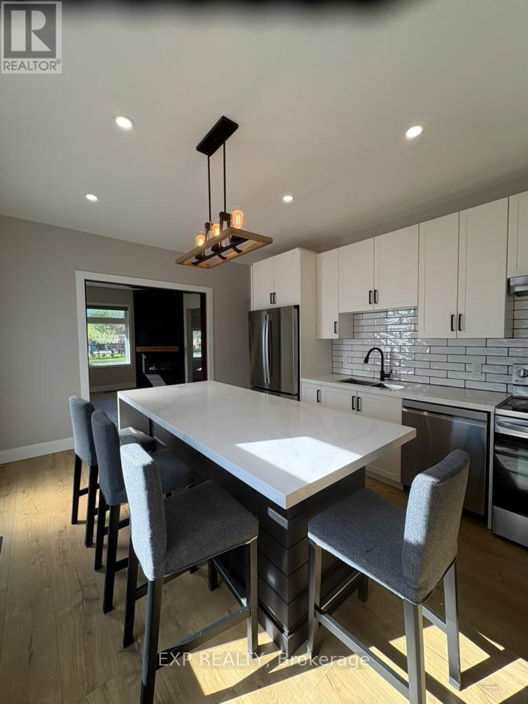 385 Hugel Avenue, Midland, Ontario  L4R 1T8 - Photo 6 - S13235326