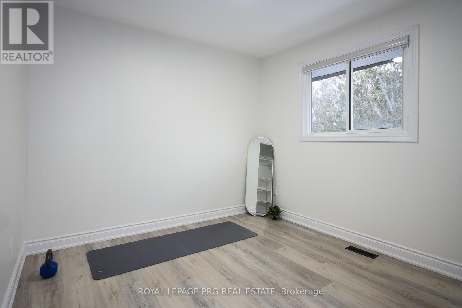 263 Cook Street, Barrie (Grove East), Ontario  L4M 4H7 - Photo 10 - S13235434