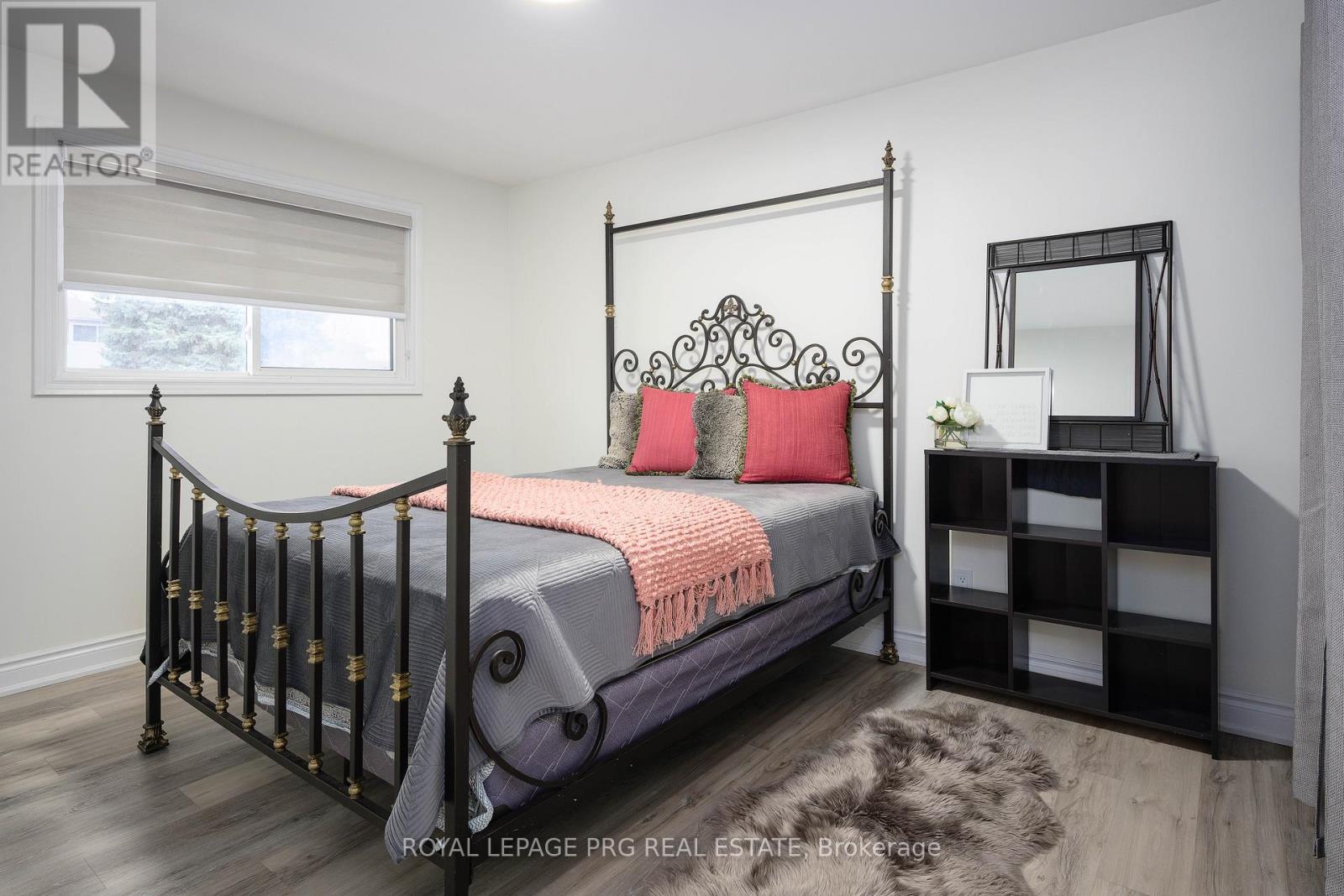 263 Cook Street, Barrie (Grove East), Ontario  L4M 4H7 - Photo 11 - S13235434