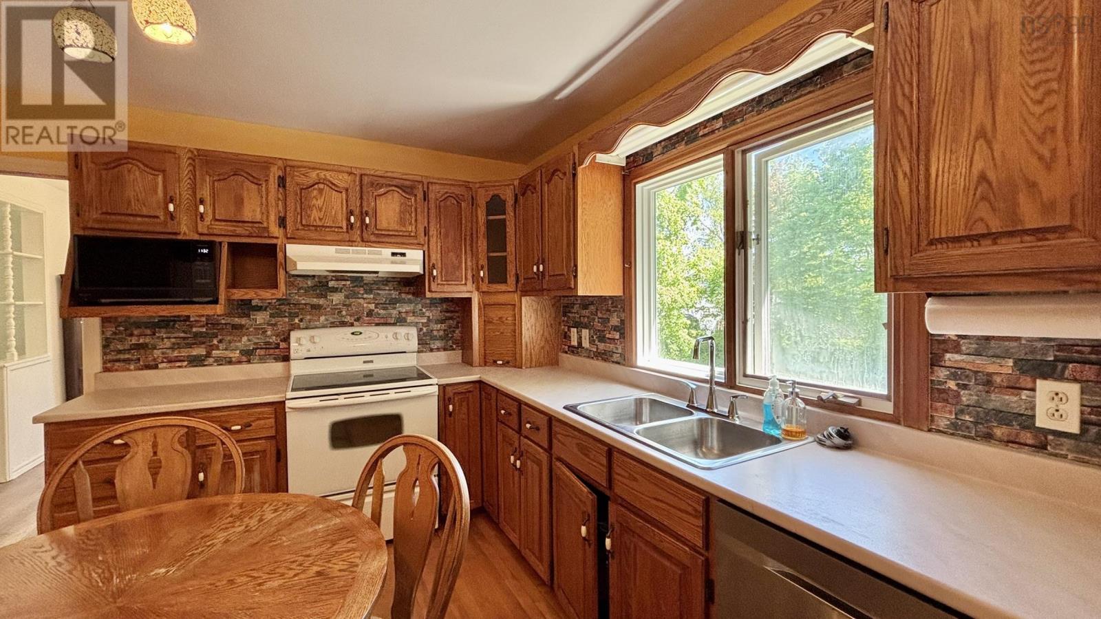 160 Brown Street, Berwick, Nova Scotia  B0P 1E0 - Photo 14 - 202613001