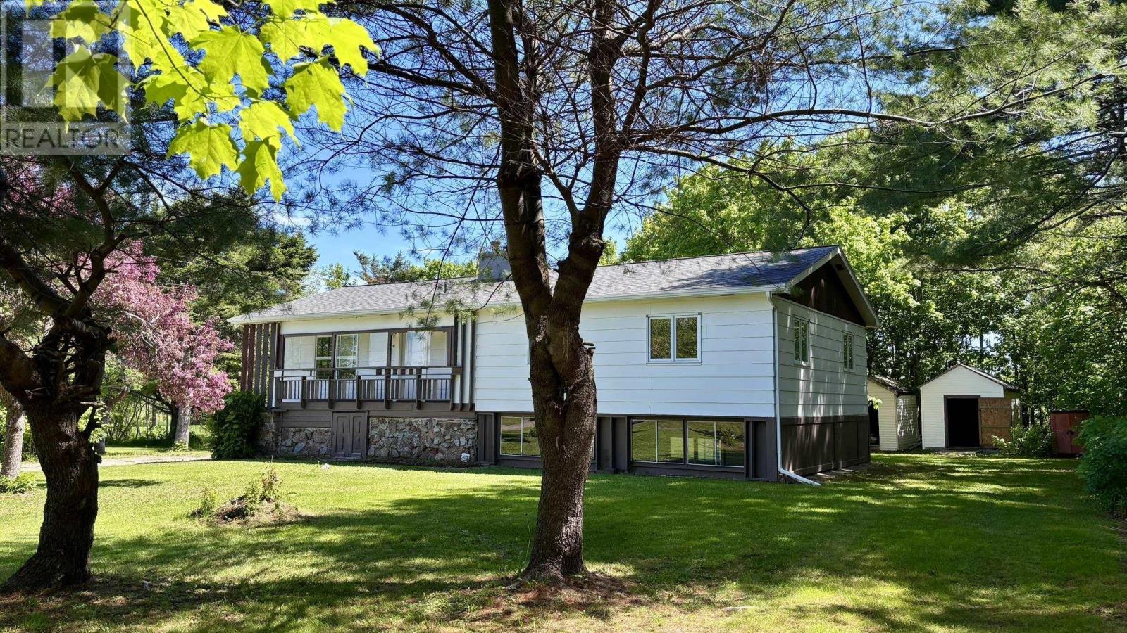 160 Brown Street, Berwick, Nova Scotia  B0P 1E0 - Photo 2 - 202613001