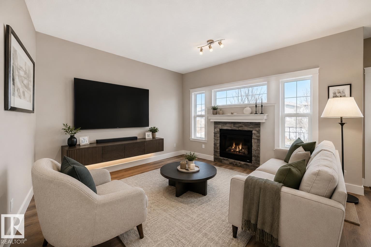 16520 136 ST NW, edmonton, Alberta