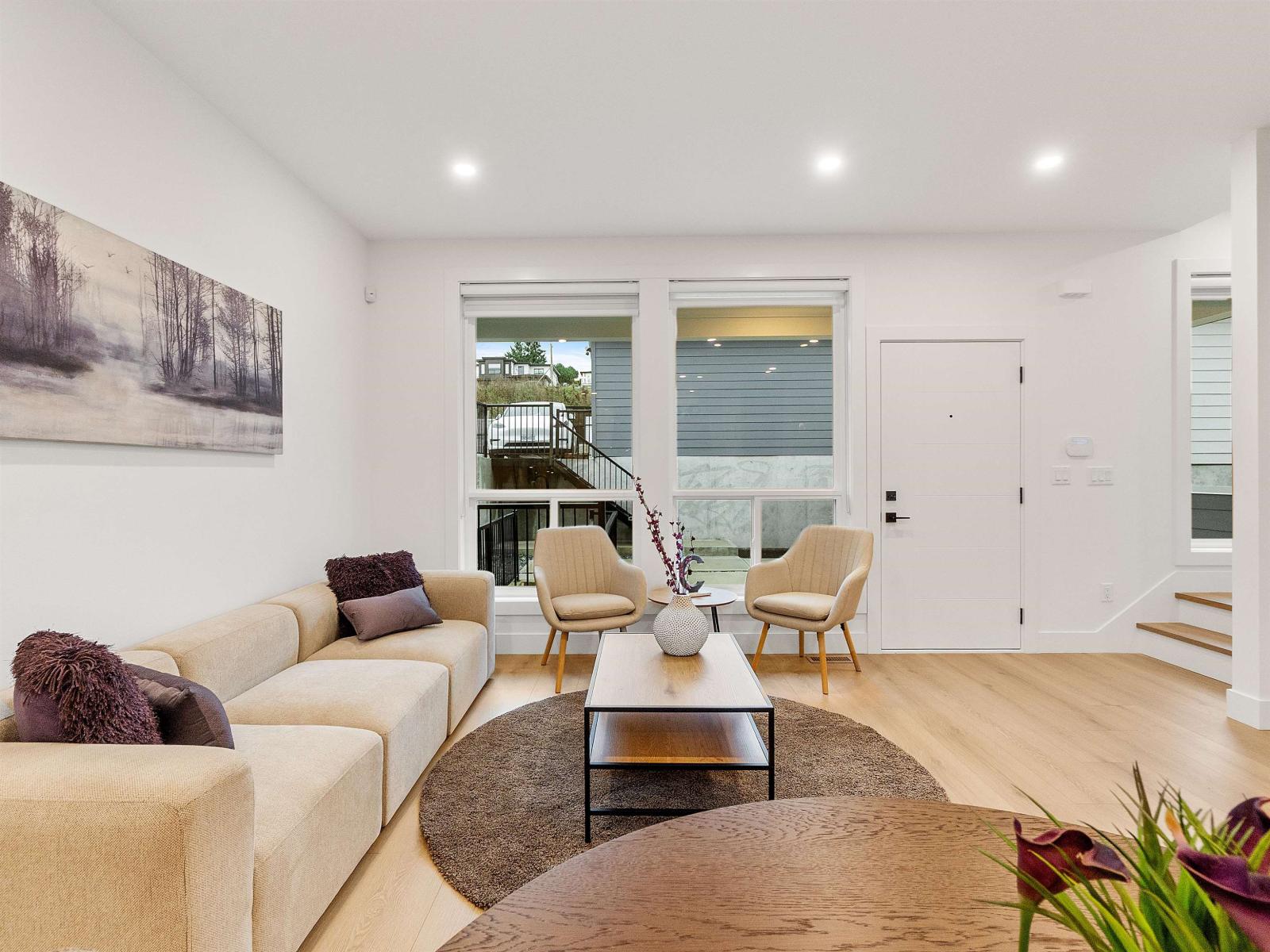 102 16697 16 AVENUE, Surrey, British Columbia