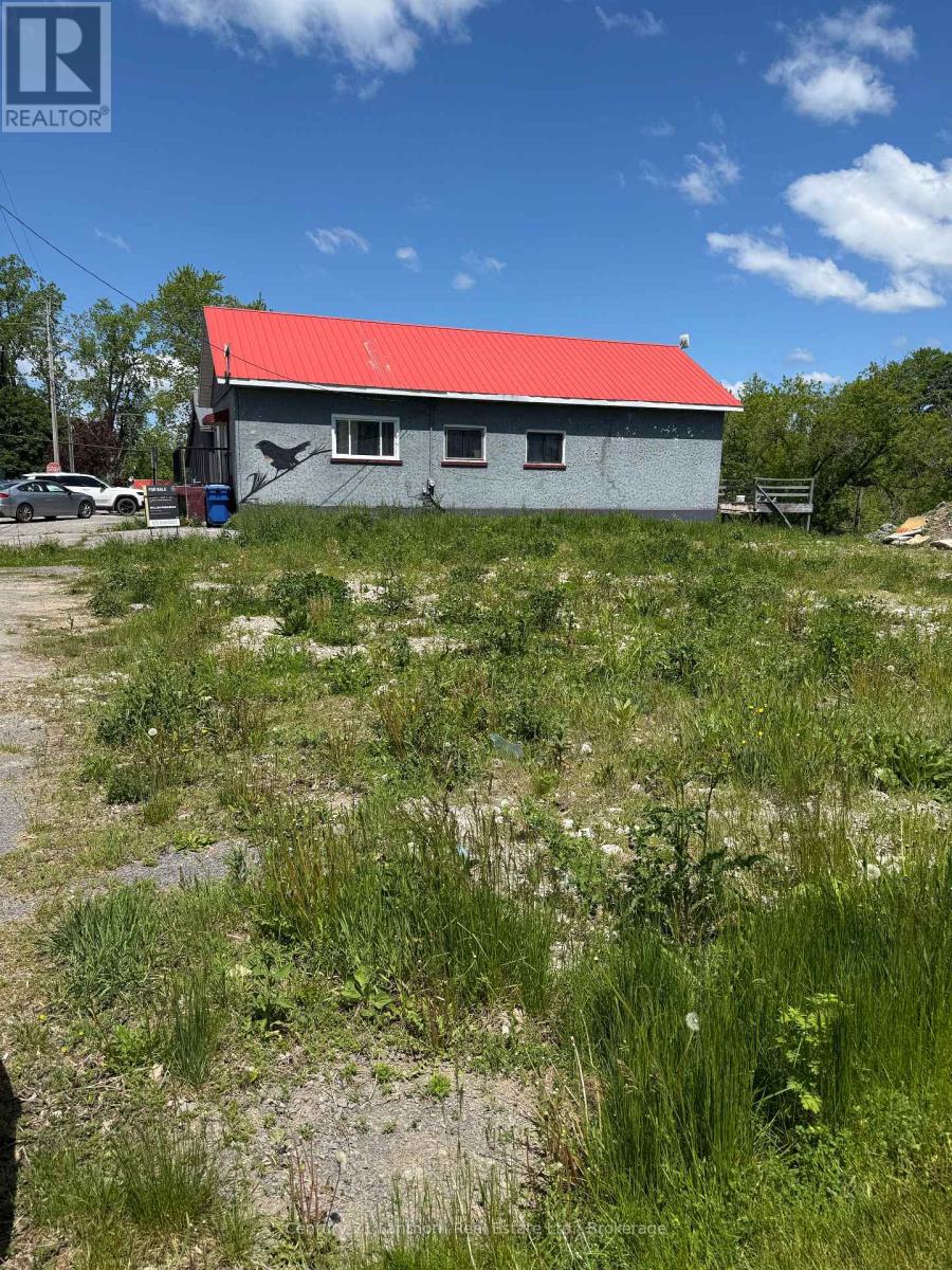 3035-3047 County Rd 10 Road, Prince Edward County, Ontario  K0K 2P0 - Photo 19 - X13235596