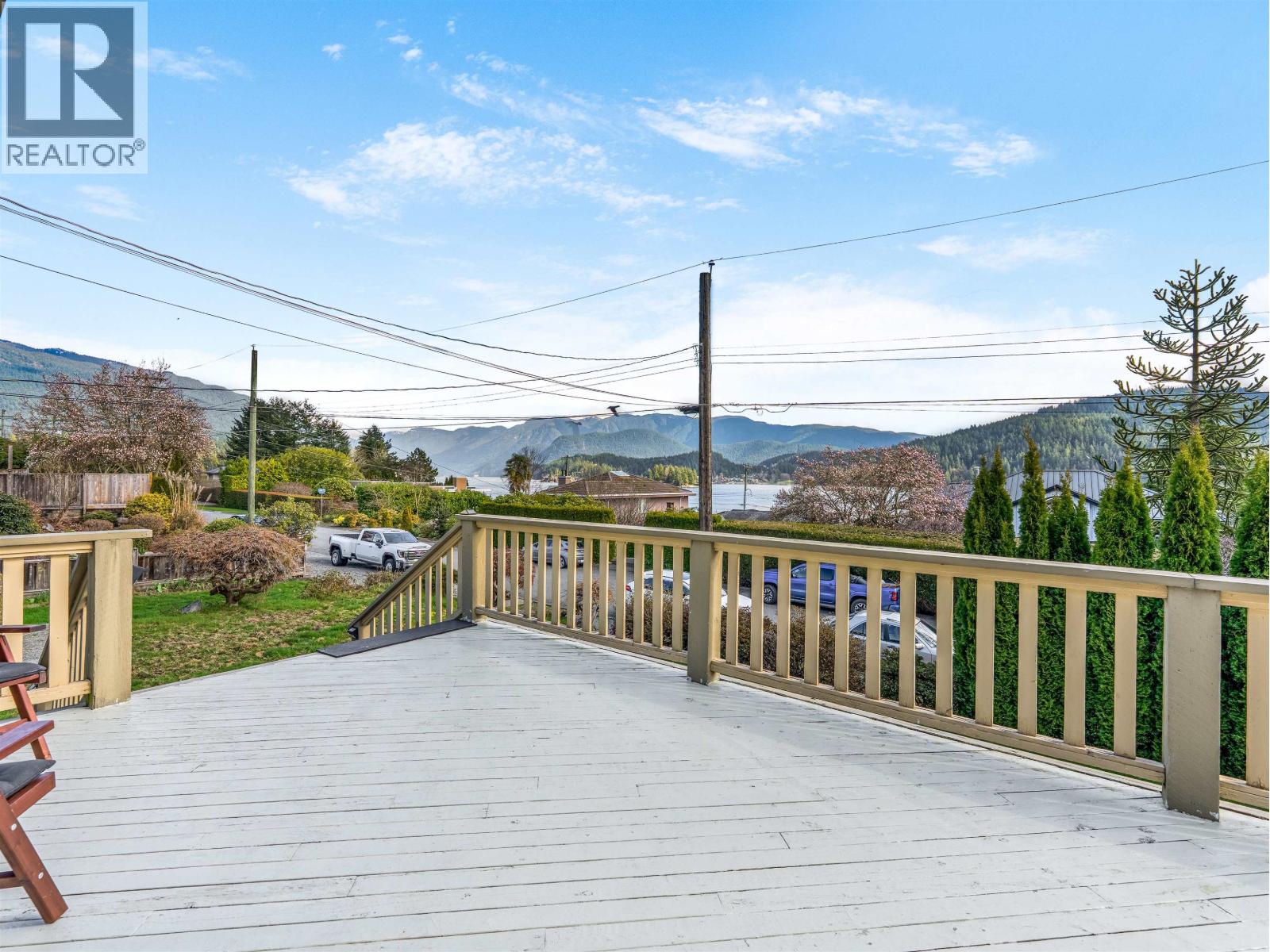 351 Beachview Drive, North Vancouver, British Columbia  V7G 1P5 - Photo 19 - R3103655
