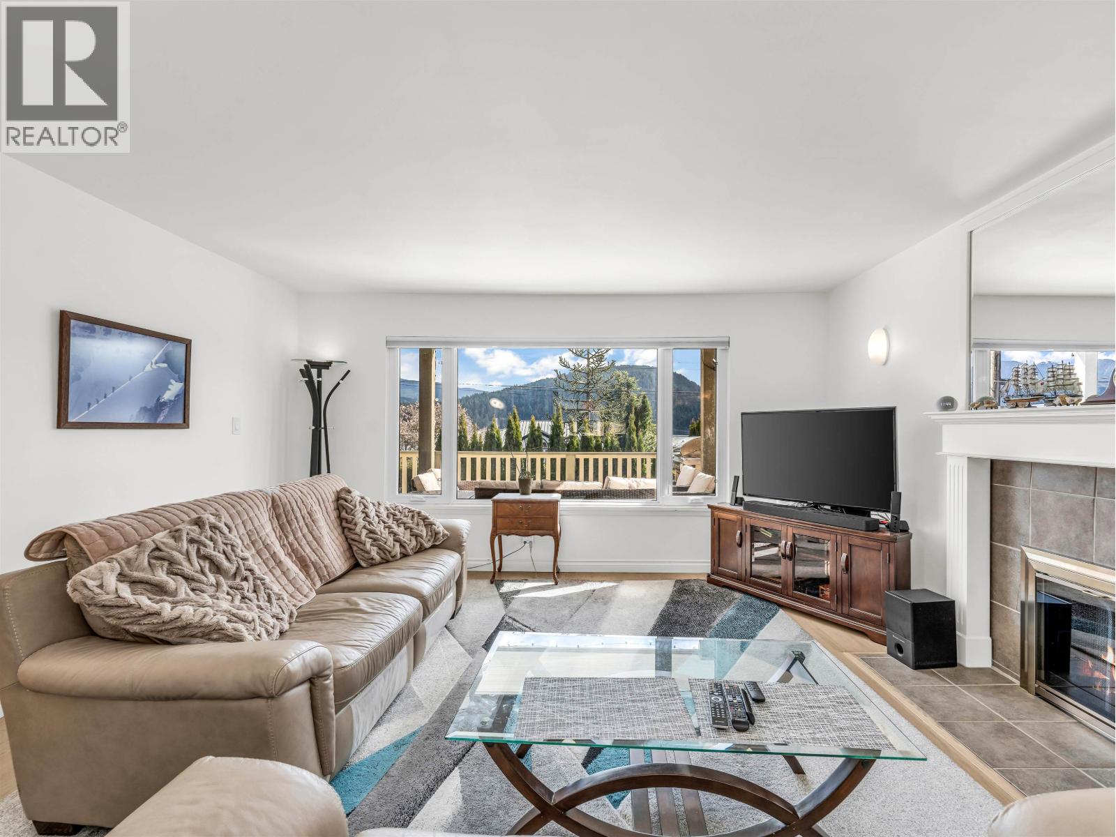 351 Beachview Drive, North Vancouver, British Columbia  V7G 1P5 - Photo 6 - R3103655