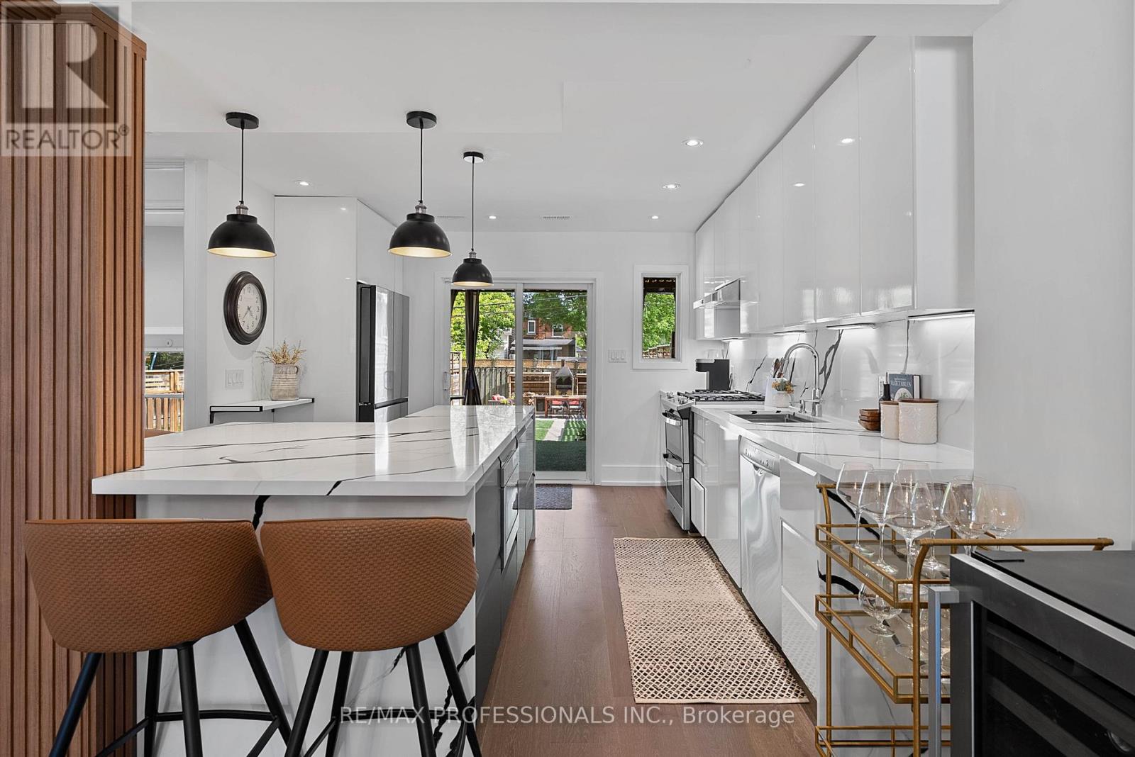 171 Symons Street, Toronto, Ontario  M8V 1V1 - Photo 14 - W13235298