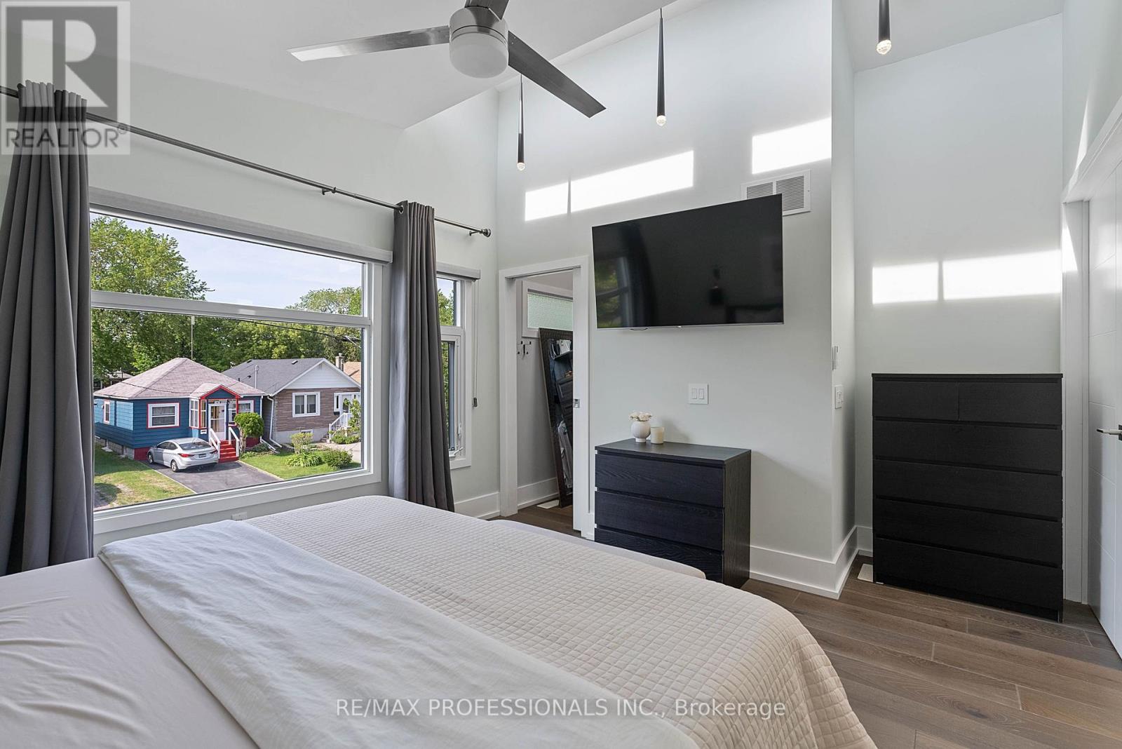 171 Symons Street, Toronto, Ontario  M8V 1V1 - Photo 22 - W13235298