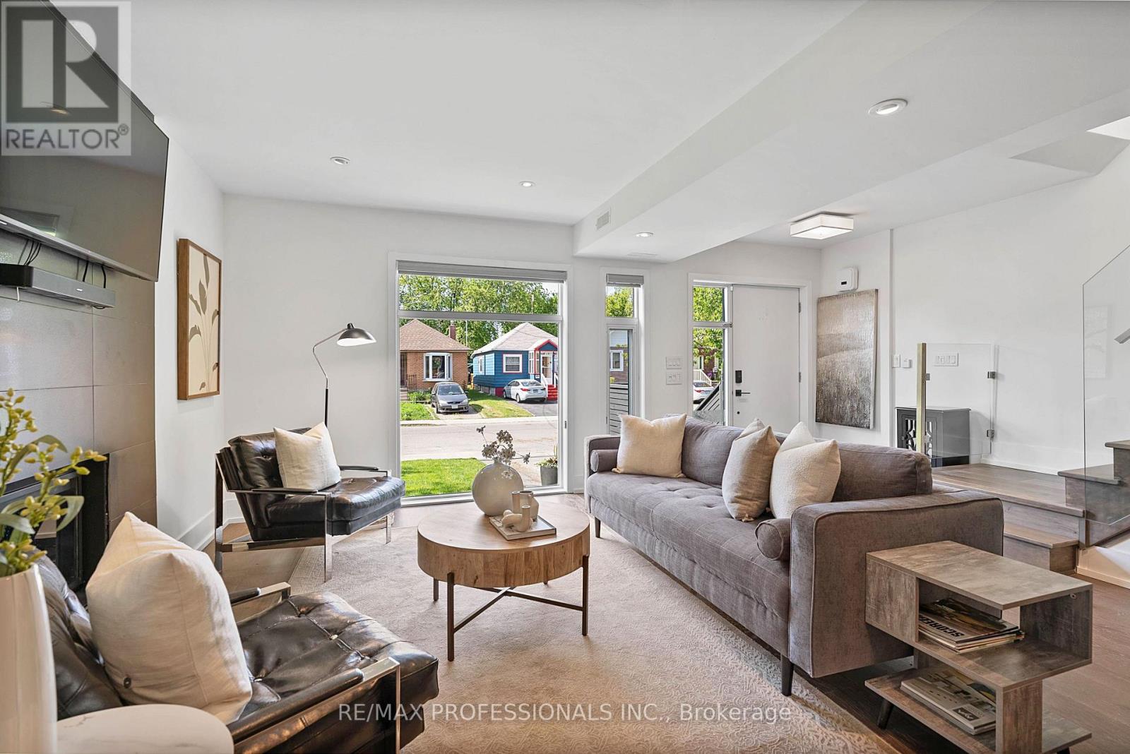 171 Symons Street, Toronto, Ontario  M8V 1V1 - Photo 9 - W13235298