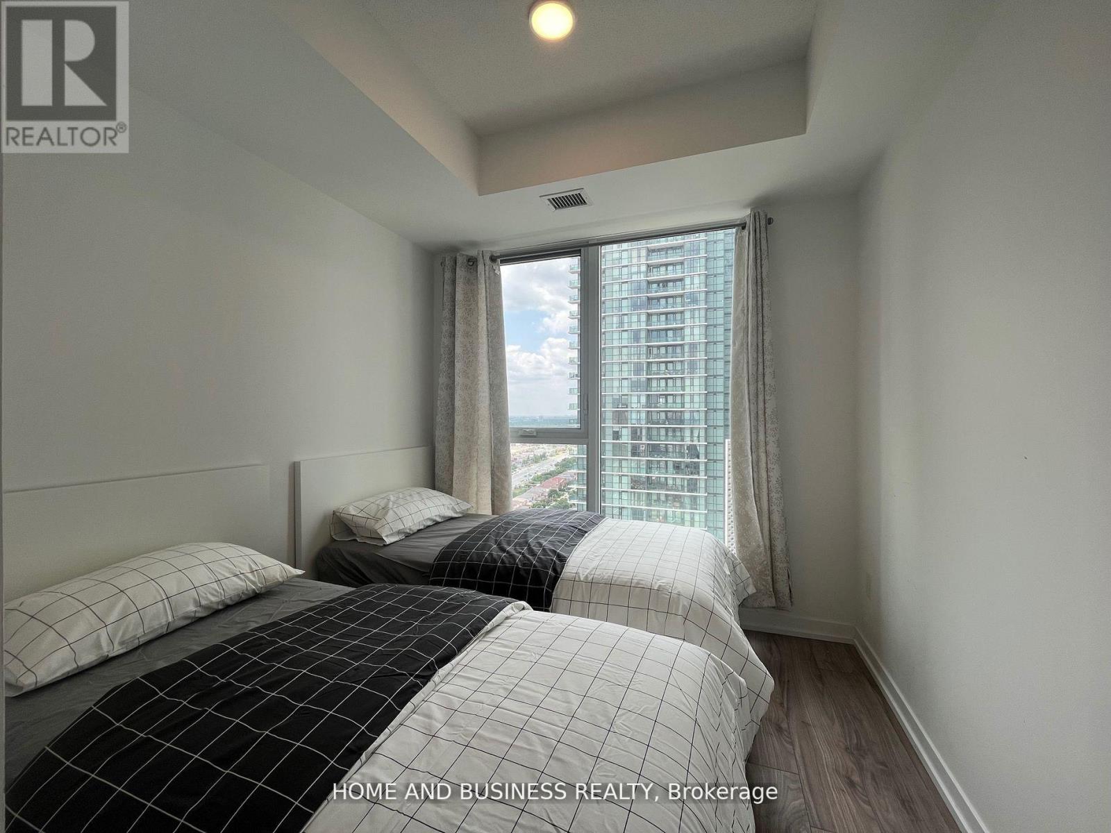 2410 - 4065 Confederation Parkway, Mississauga, Ontario  L5B 0L4 - Photo 13 - W13235310