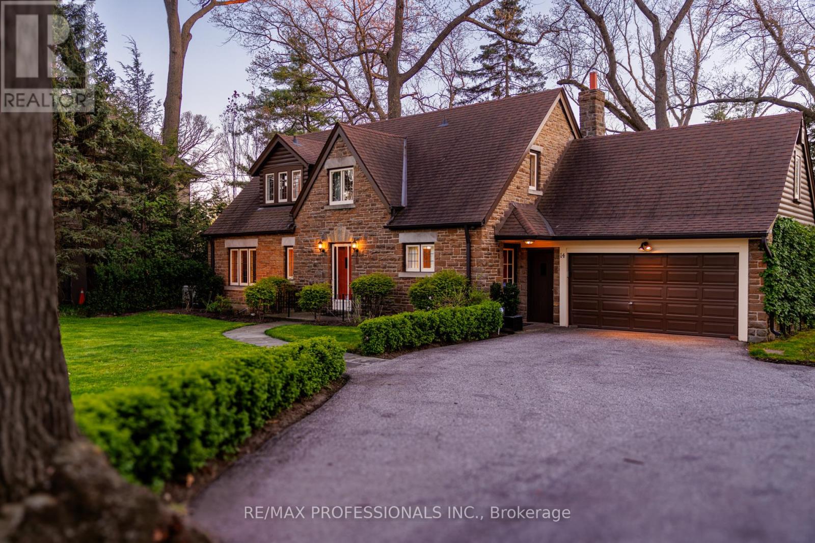 14 North Drive N, Toronto, Ontario  M9A 4P9 - Photo 39 - W13235322
