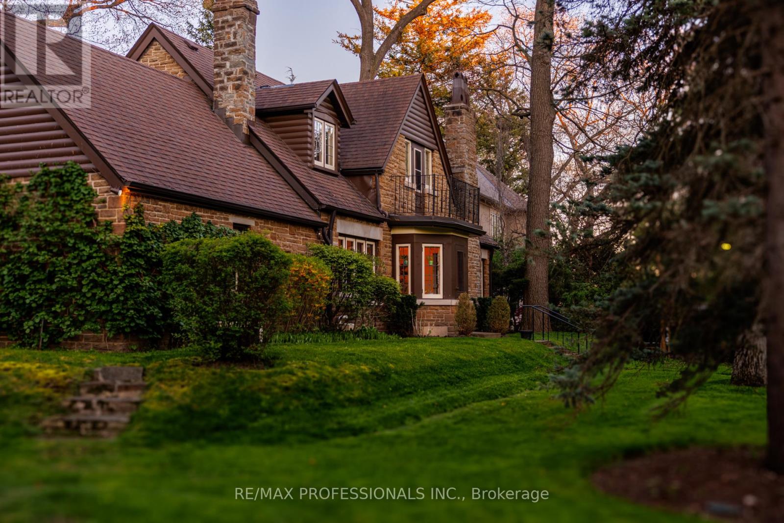 14 North Drive N, Toronto, Ontario  M9A 4P9 - Photo 40 - W13235322