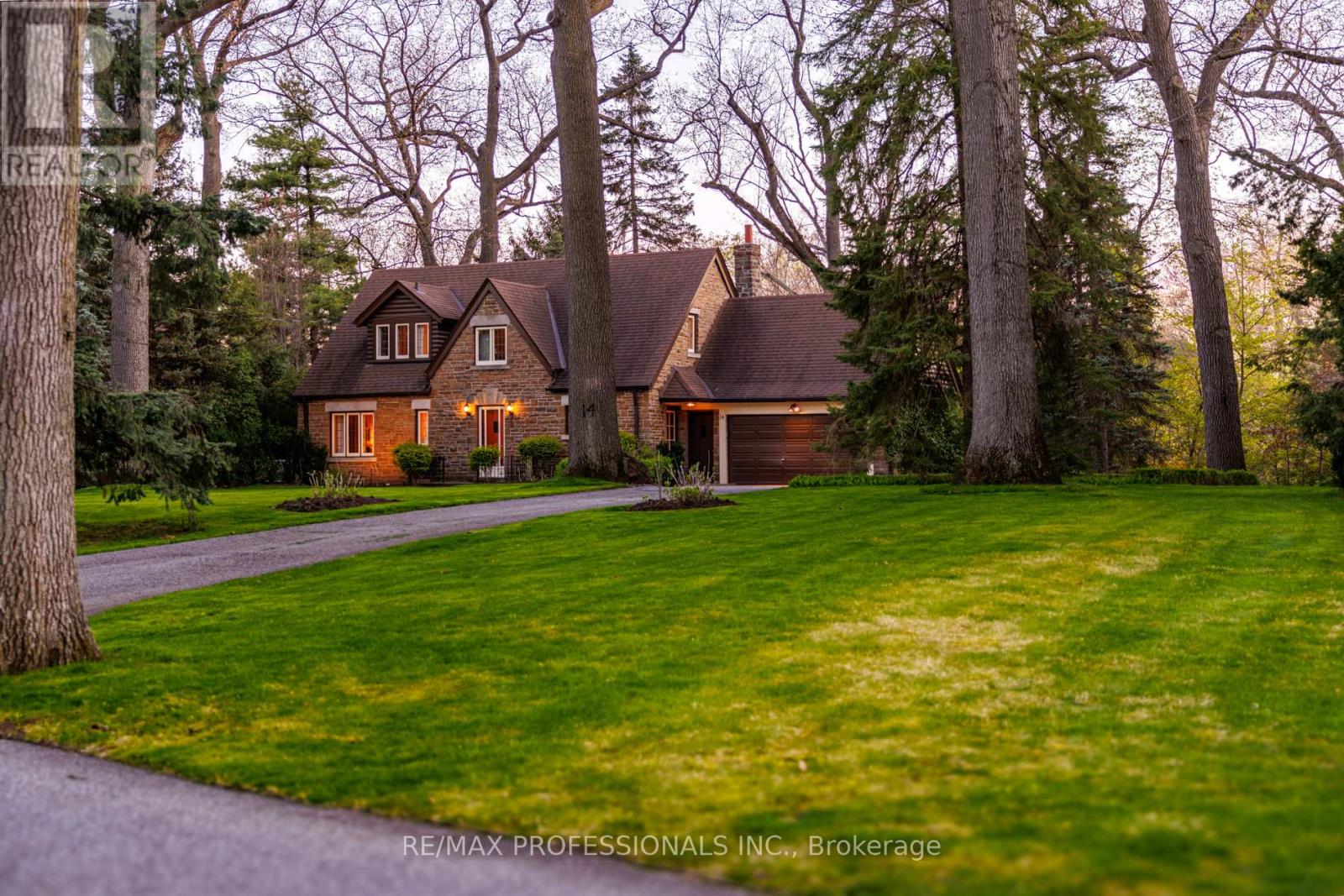 14 North Drive N, Toronto, Ontario  M9A 4P9 - Photo 45 - W13235322