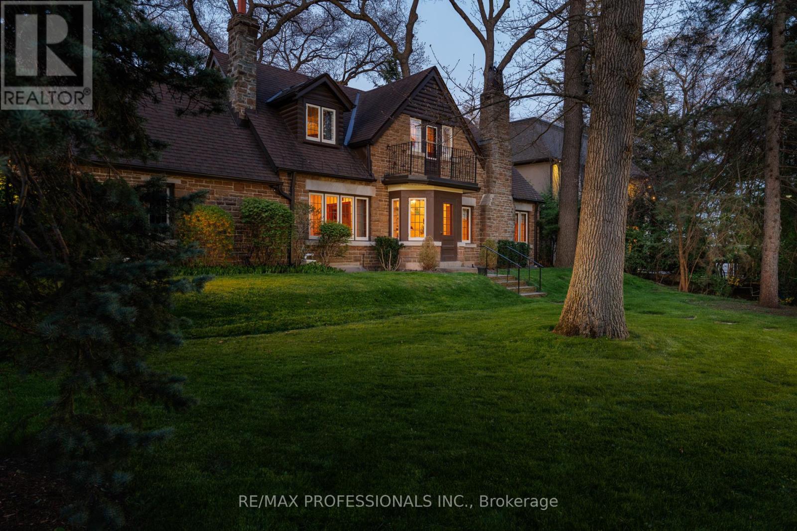 14 North Drive N, Toronto, Ontario  M9A 4P9 - Photo 48 - W13235322