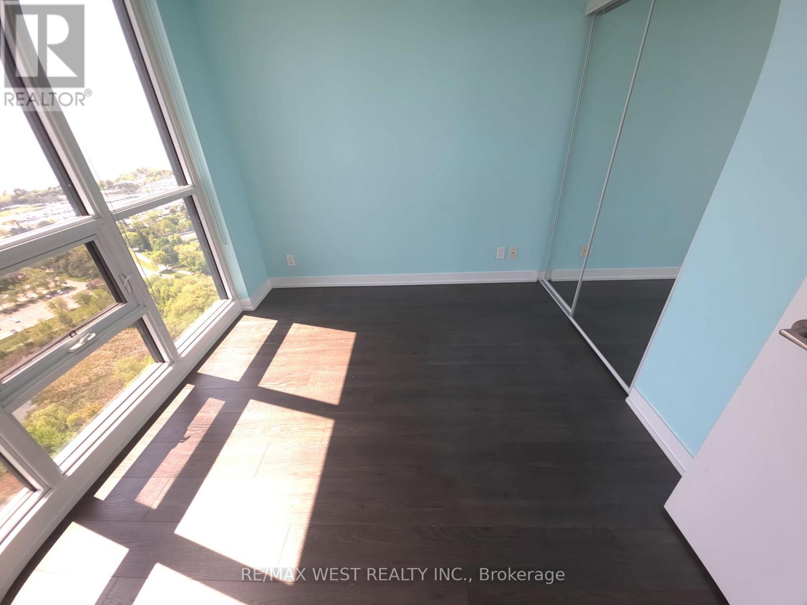 3301 - 2212 Lake Shore Boulevard W, Toronto, Ontario  M8V 0C2 - Photo 21 - W13235328