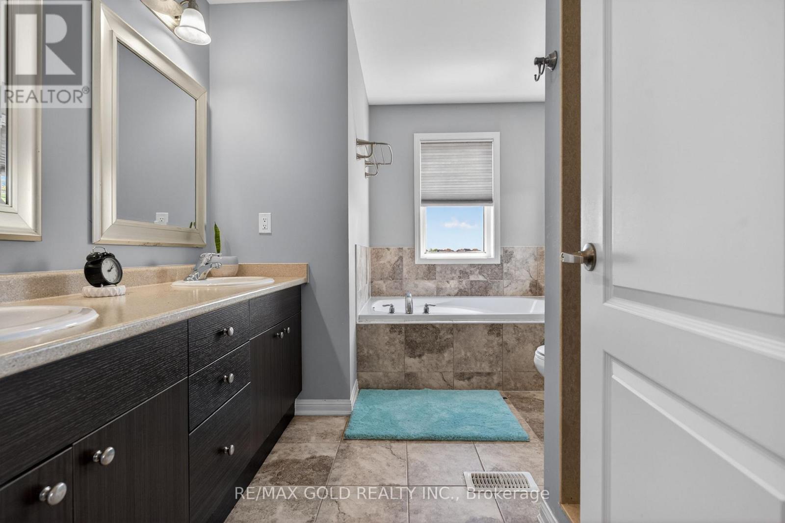 120 Miracle Trail, Brampton, Ontario  L7A 0Y8 - Photo 33 - W13235370