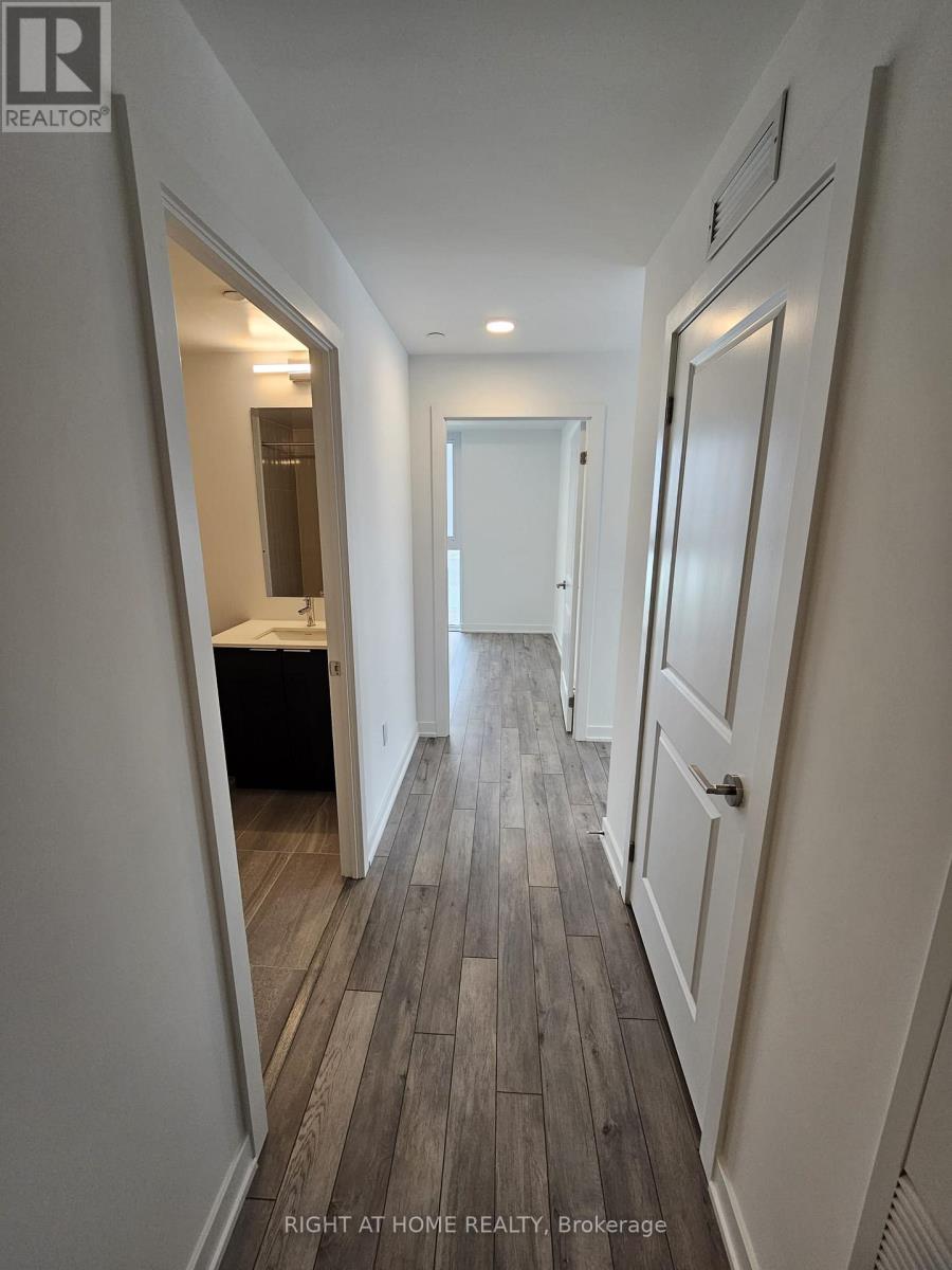 2204 - 15 Skyridge Drive, Brampton, Ontario  L6P 4S3 - Photo 2 - W13235376