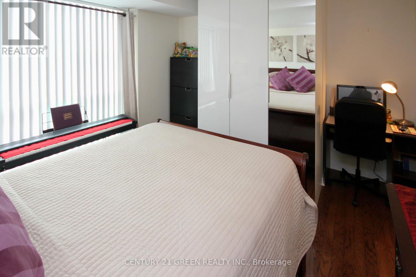 1203 - 4879 Kimbermount Avenue, Mississauga, Ontario  L5M 7R8 - Photo 11 - W13235438