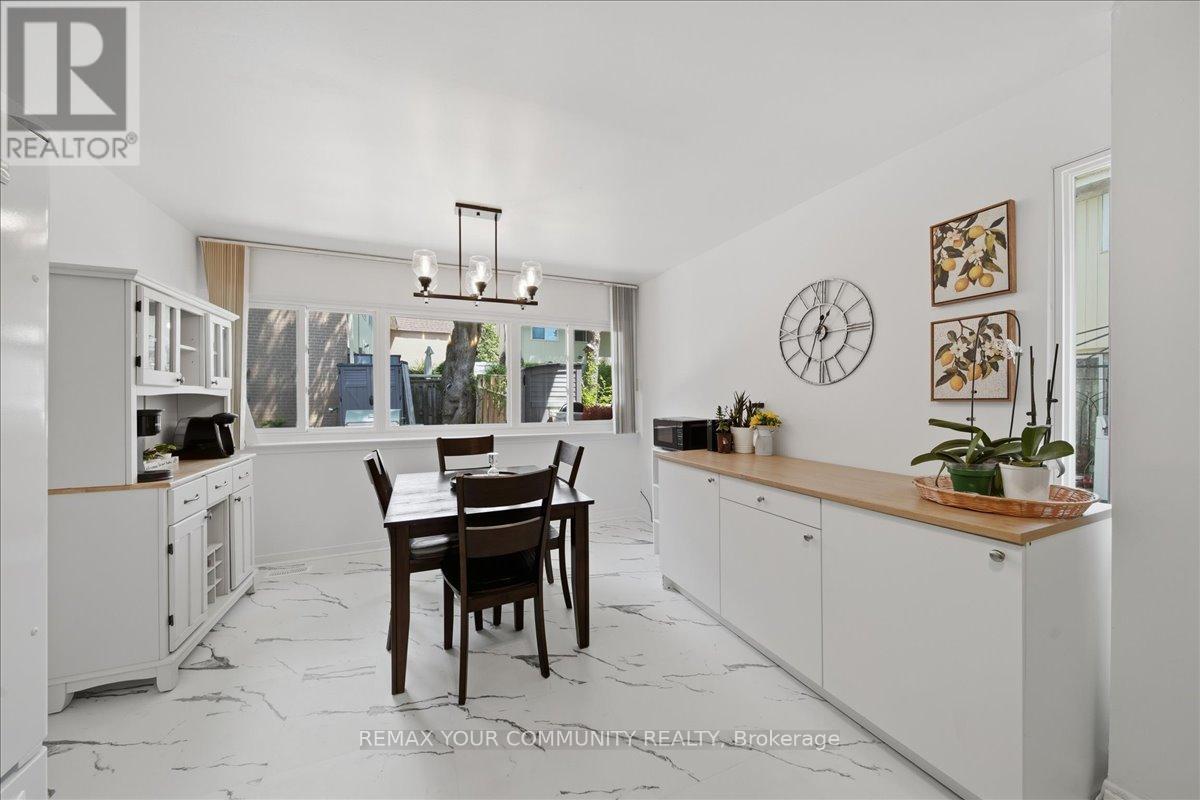 3 - 23 Brookwell Drive, Toronto, Ontario  M3M 2X9 - Photo 6 - W13235448