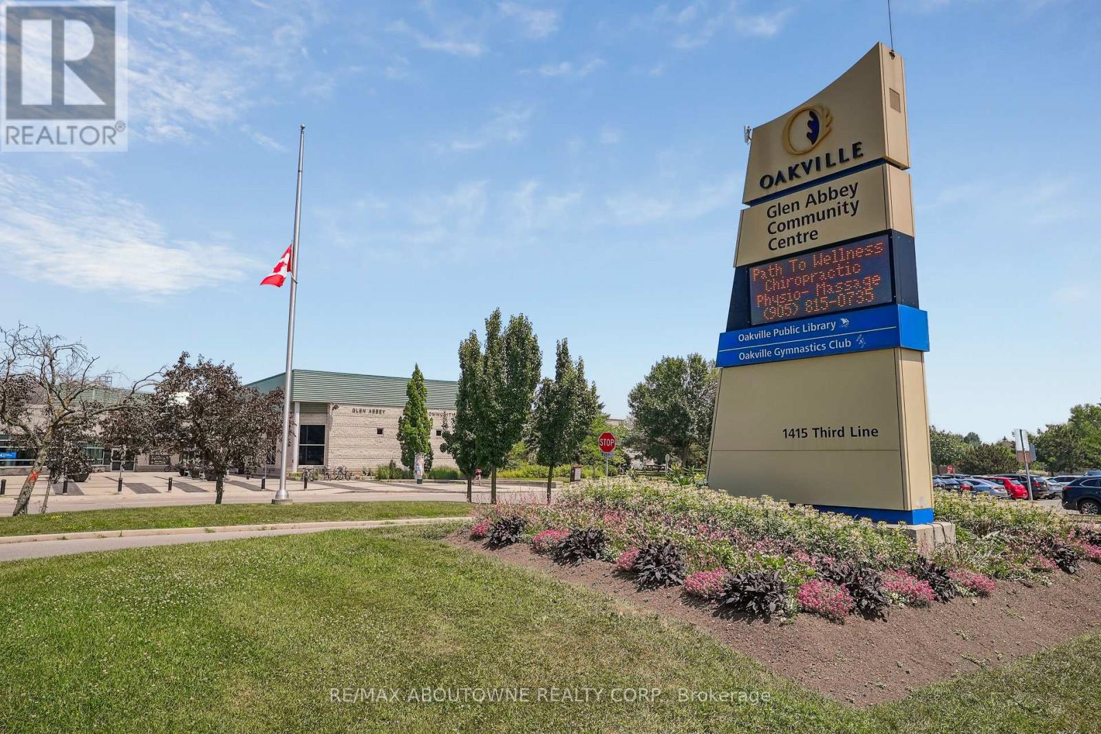 1424 The Links Drive, Oakville, Ontario  L6M 2N9 - Photo 49 - W13235464