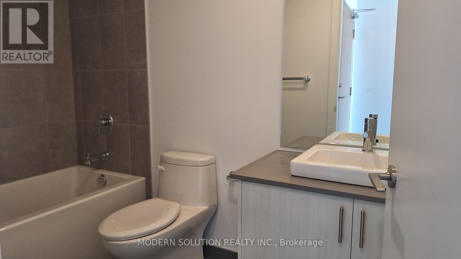 1001 - 1195 The Queensway, Toronto, Ontario  M8Z 1R7 - Photo 11 - W13235476