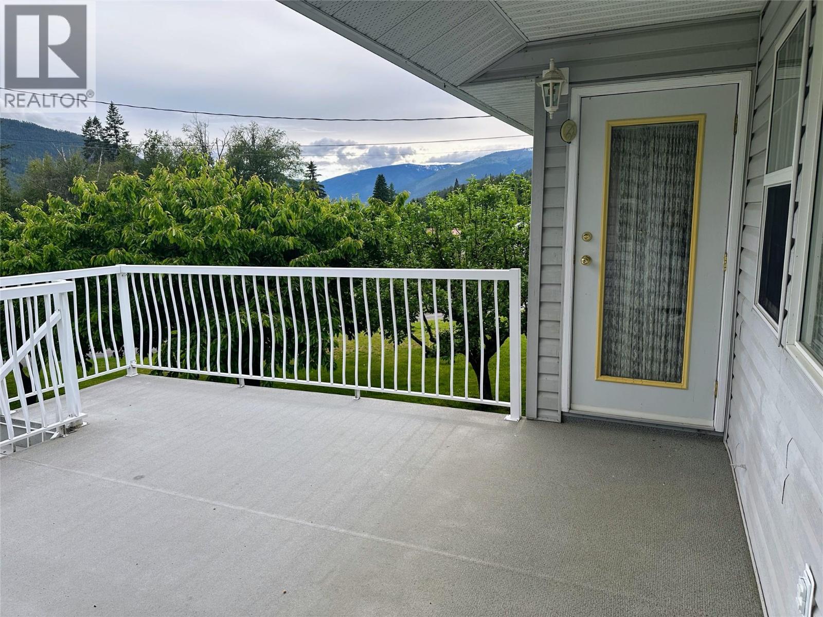 5924 Stafford Road, Nelson, British Columbia  V1L 6P3 - Photo 53 - 10389832