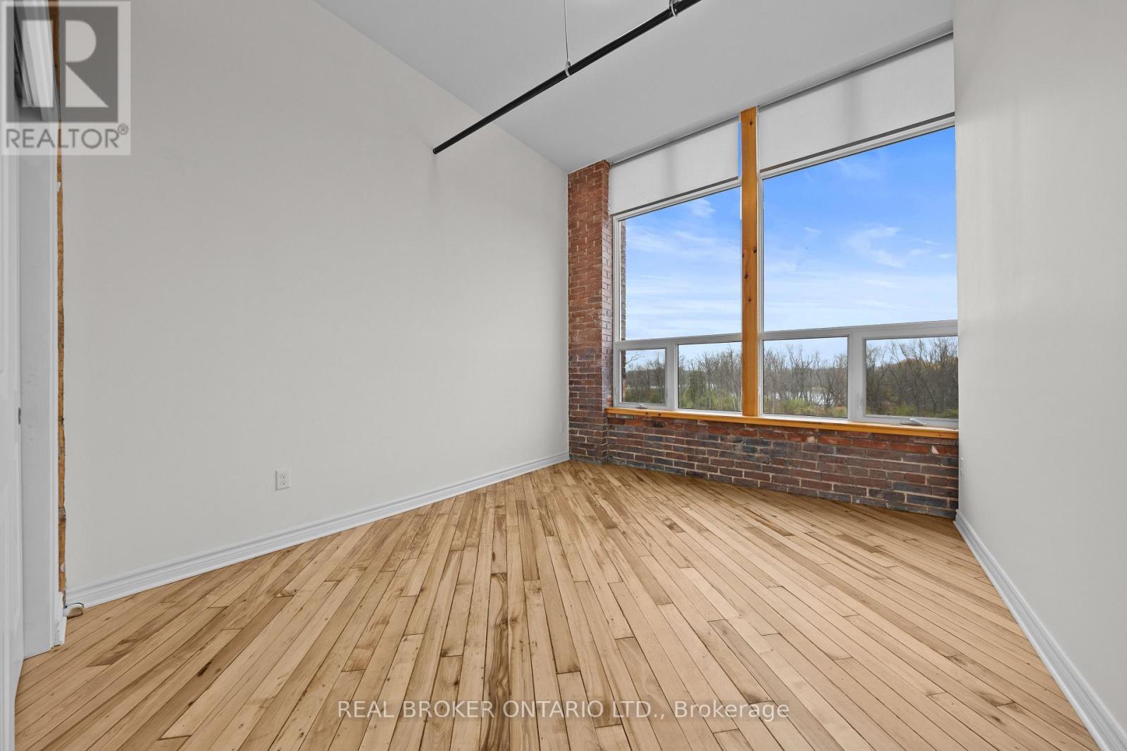 313 - 150 Mill Street, Carleton Place, Ontario  K7C 1T4 - Photo 3 - X13235578