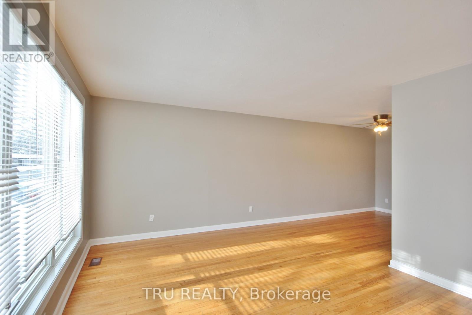 A - 1259 Maitland Avenue, Ottawa, Ontario  K2C 2C4 - Photo 3 - X13235650