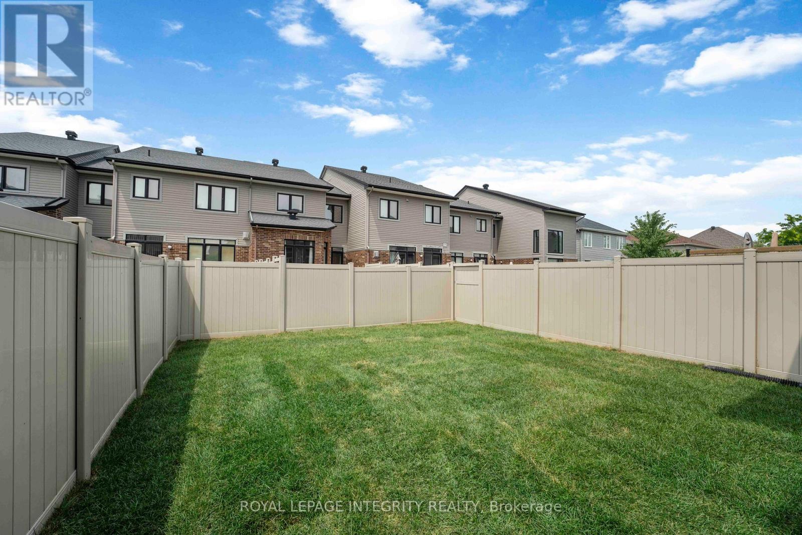 424 Cooks Mill Crescent, Ottawa, Ontario  K1V 2M9 - Photo 3 - X13235734