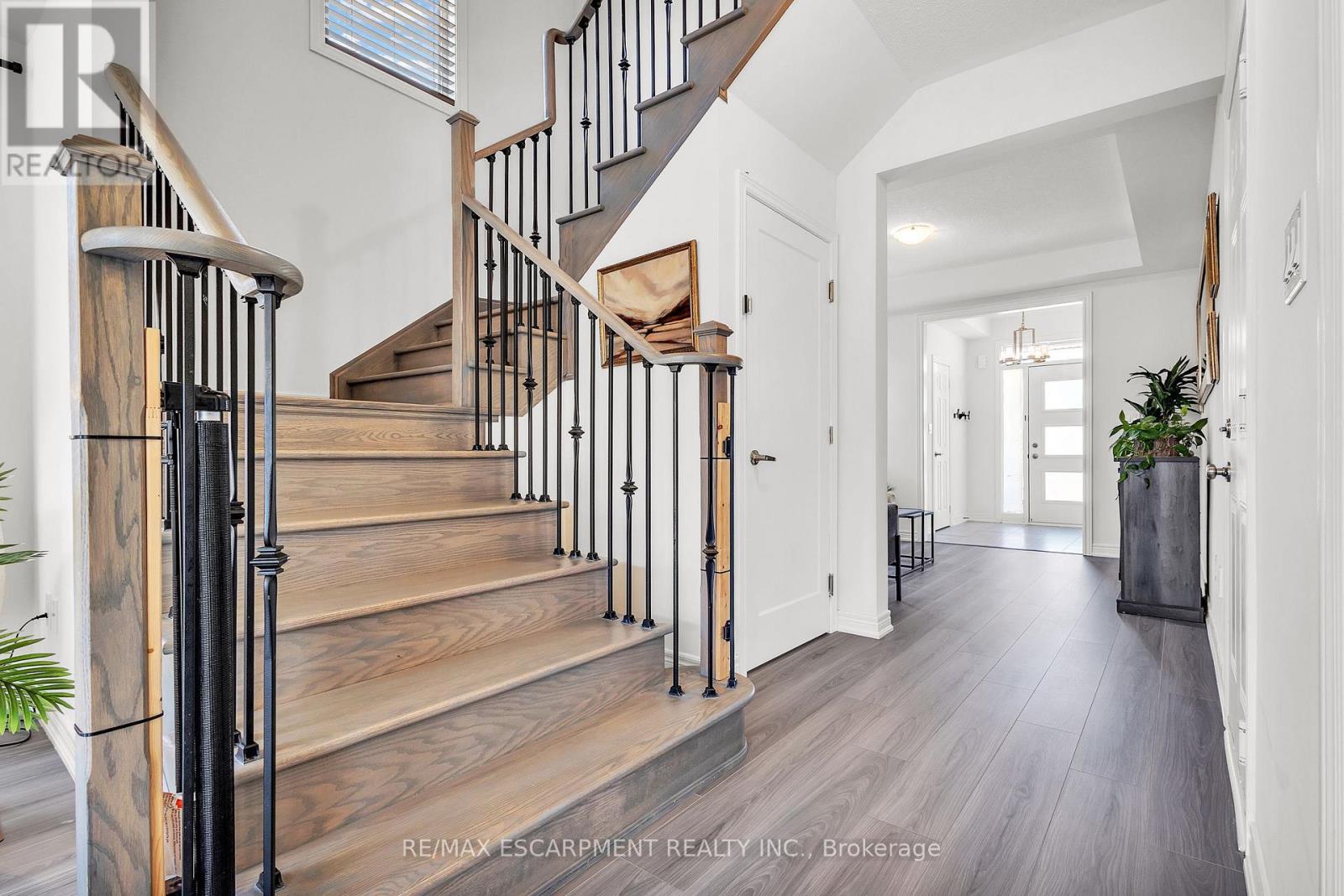 101 Westfield Crescent, Hamilton, Ontario  L8B 1X9 - Photo 12 - X13235316
