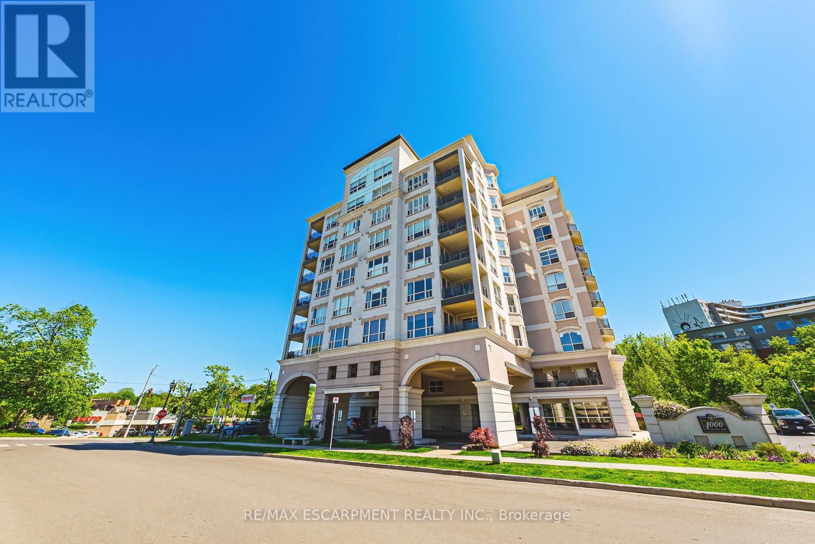 204 - 1000 Creekside Drive, Hamilton, Ontario  L9H 7S6 - Photo 5 - X13235336