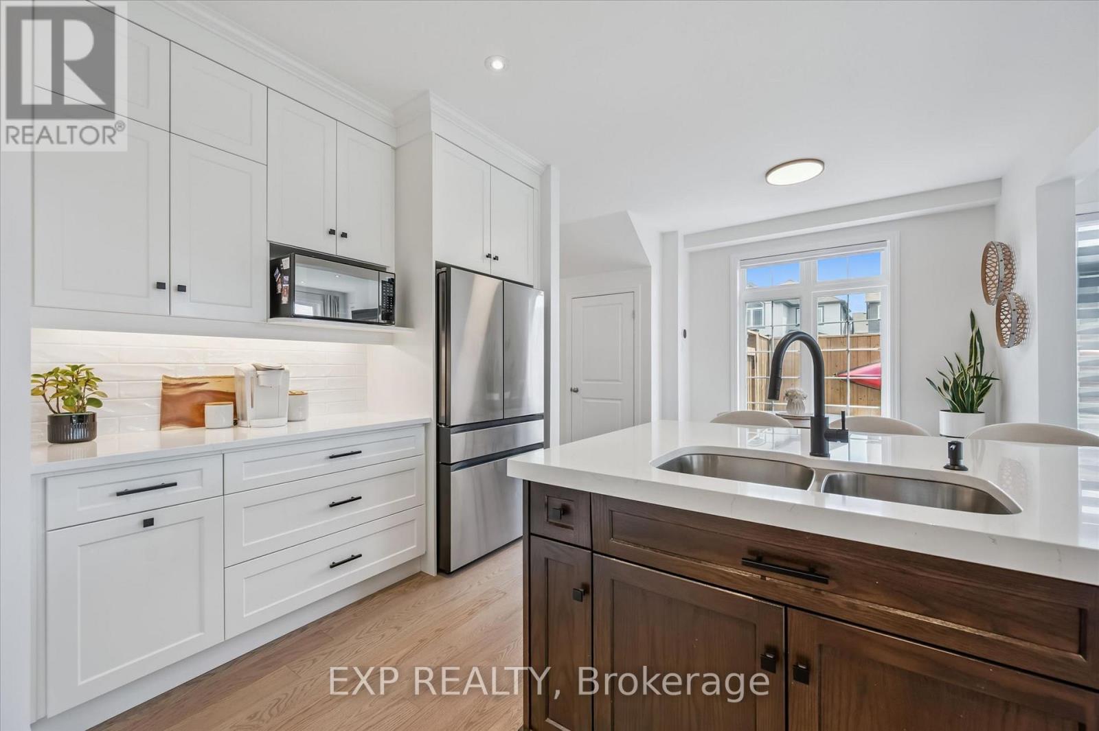 30 Waterbow Trail, Kitchener, Ontario  N2A 0K4 - Photo 17 - X13235358