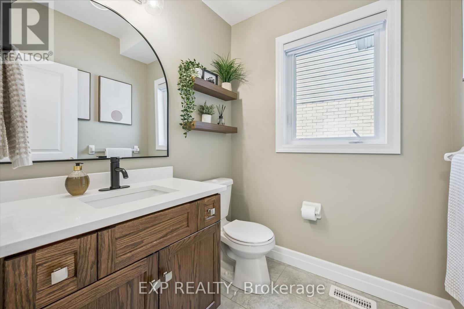 30 Waterbow Trail, Kitchener, Ontario  N2A 0K4 - Photo 18 - X13235358