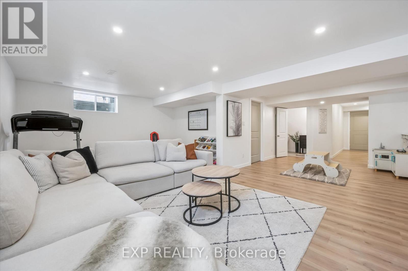 30 Waterbow Trail, Kitchener, Ontario  N2A 0K4 - Photo 36 - X13235358