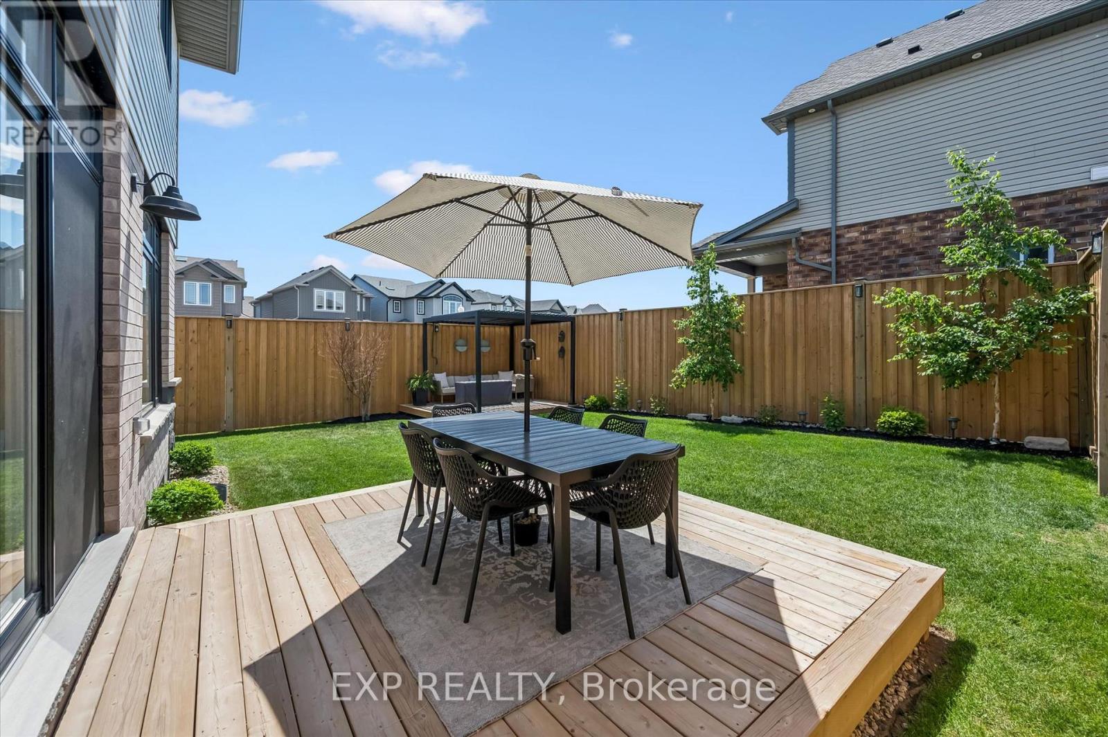 30 Waterbow Trail, Kitchener, Ontario  N2A 0K4 - Photo 40 - X13235358