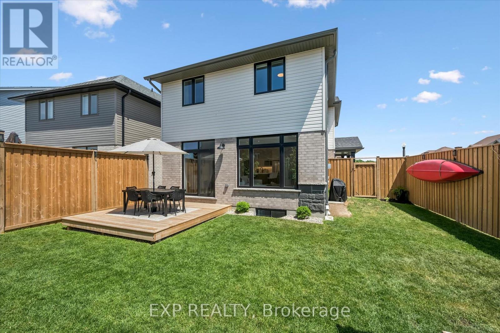30 Waterbow Trail, Kitchener, Ontario  N2A 0K4 - Photo 43 - X13235358