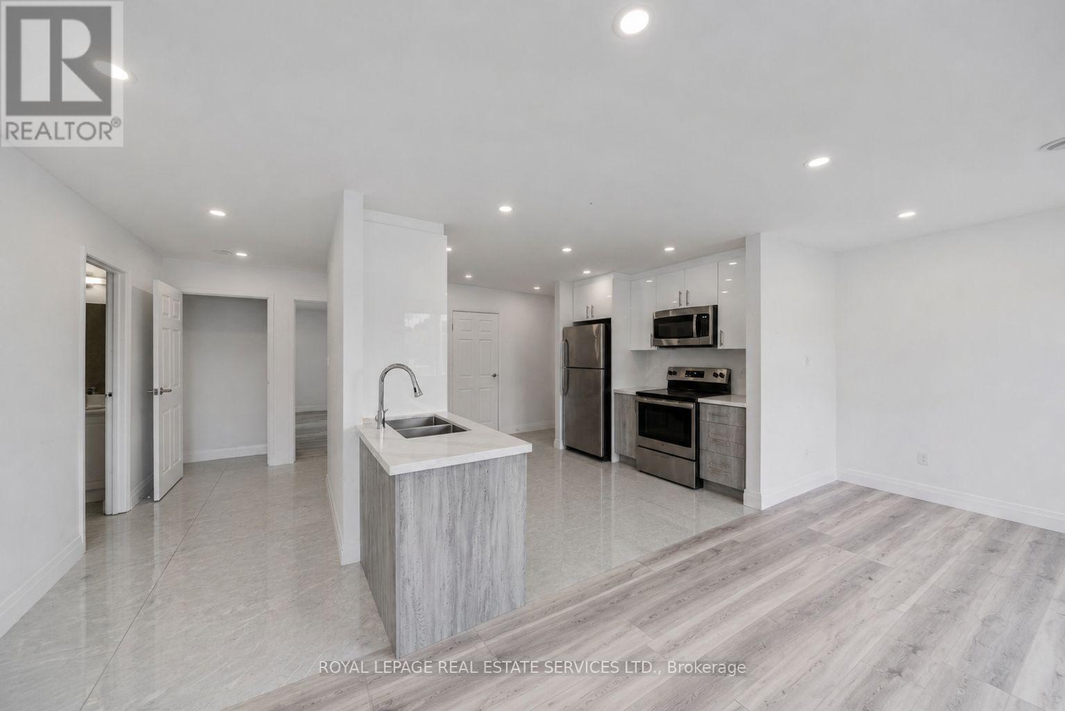 323 Upper Wentworth Street, Hamilton, Ontario  L9A 4T2 - Photo 36 - X13235502