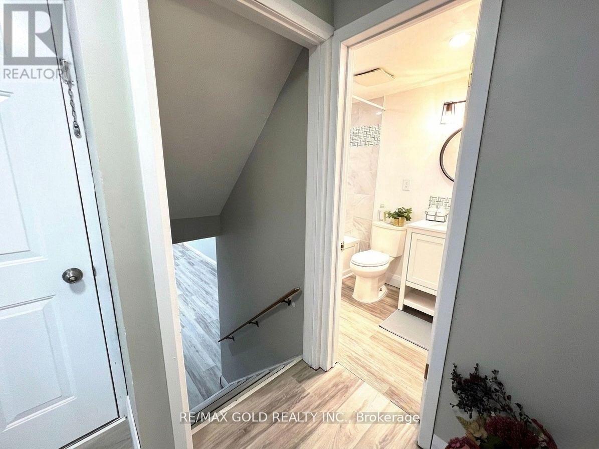 156 Mooregate Crescent, Kitchener, Ontario  N2M 2G1 - Photo 26 - X13235548