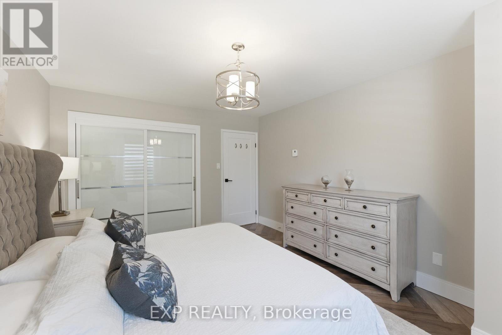 207 - 10 John Street, Grimsby, Ontario  L3M 1X5 - Photo 15 - X13235638