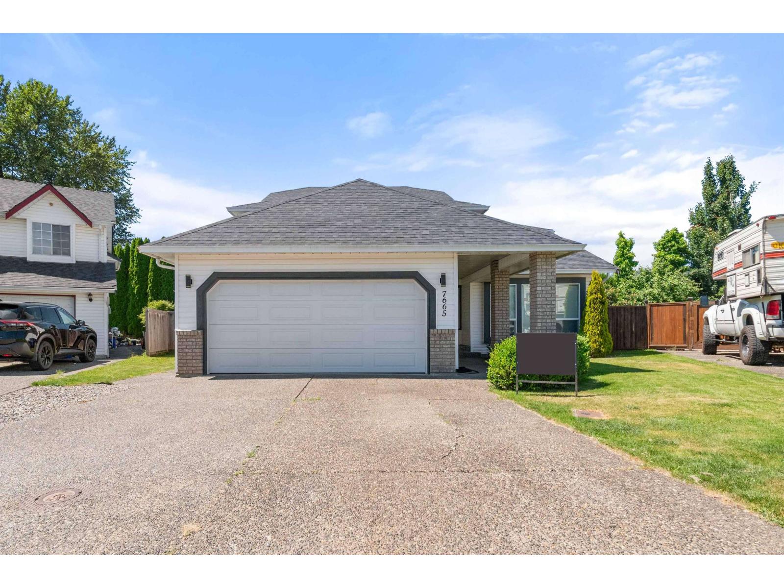 7665 SAPPHIRE DRIVE|Sardis West Vedder, Chilliwack, British Columbia