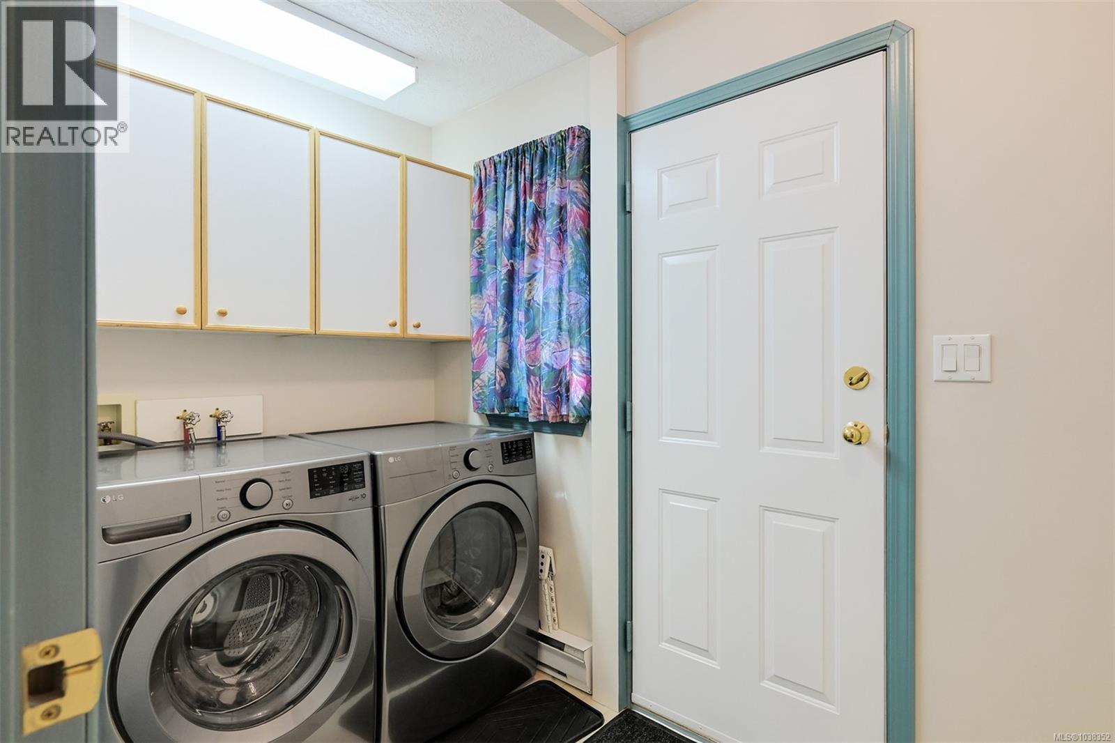 Listing image 53