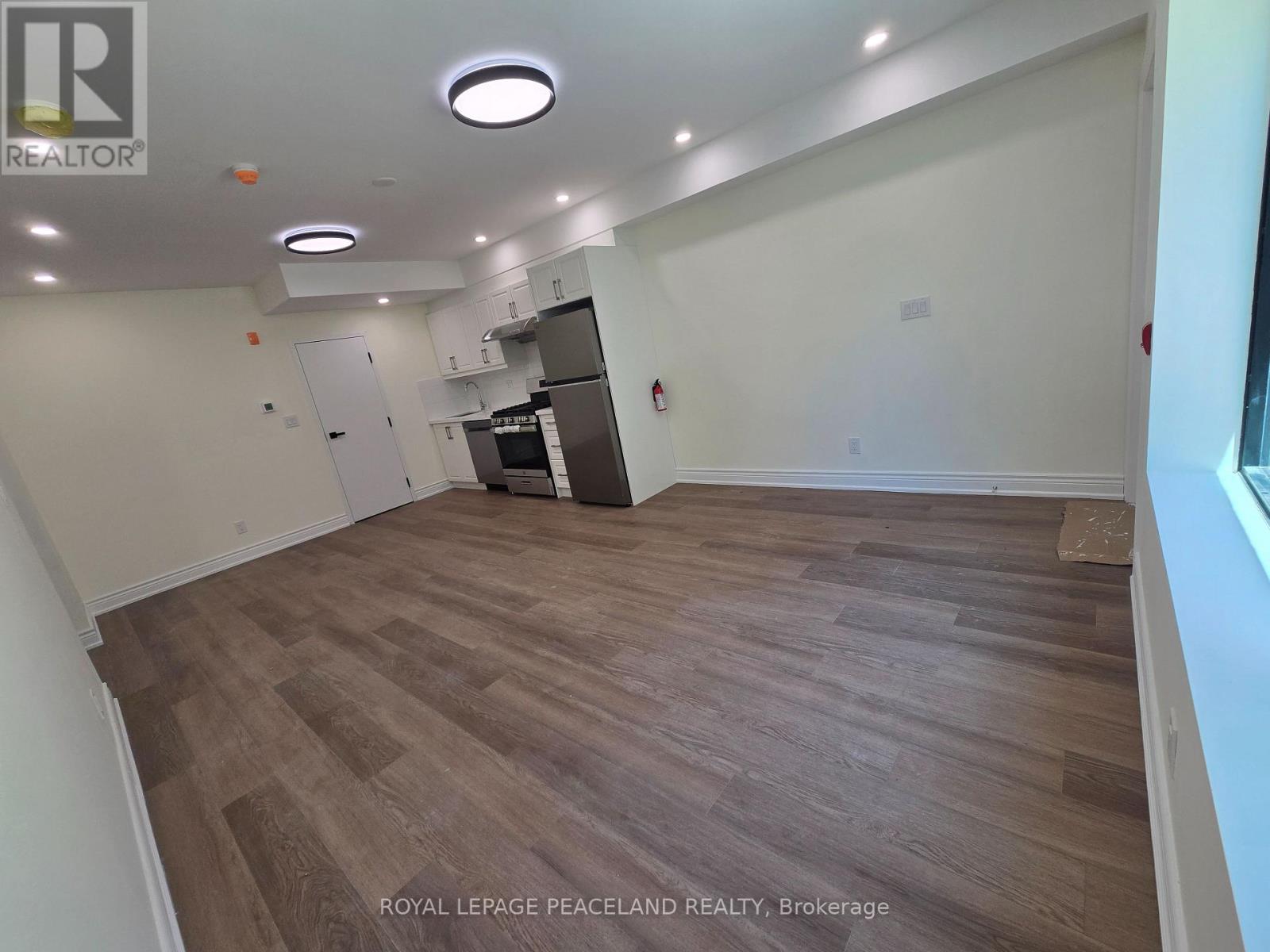 Laneway Hse Lwr - 558 Spadina Crescent, Toronto, Ontario  M5S 2J9 - Photo 2 - C13235662