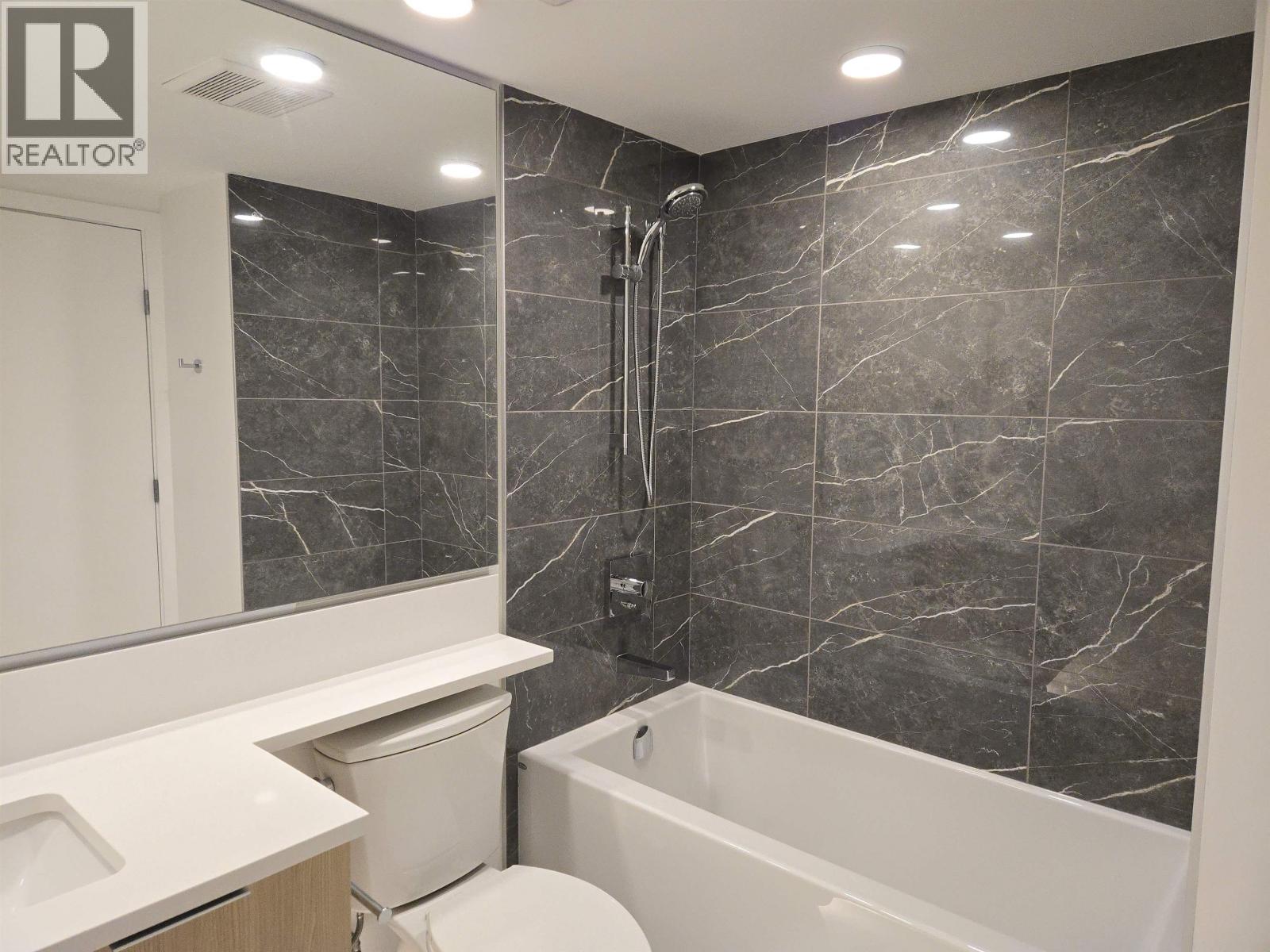 407 7769 Park Crescent, Burnaby, British Columbia  V3N 0J7 - Photo 8 - R3130357