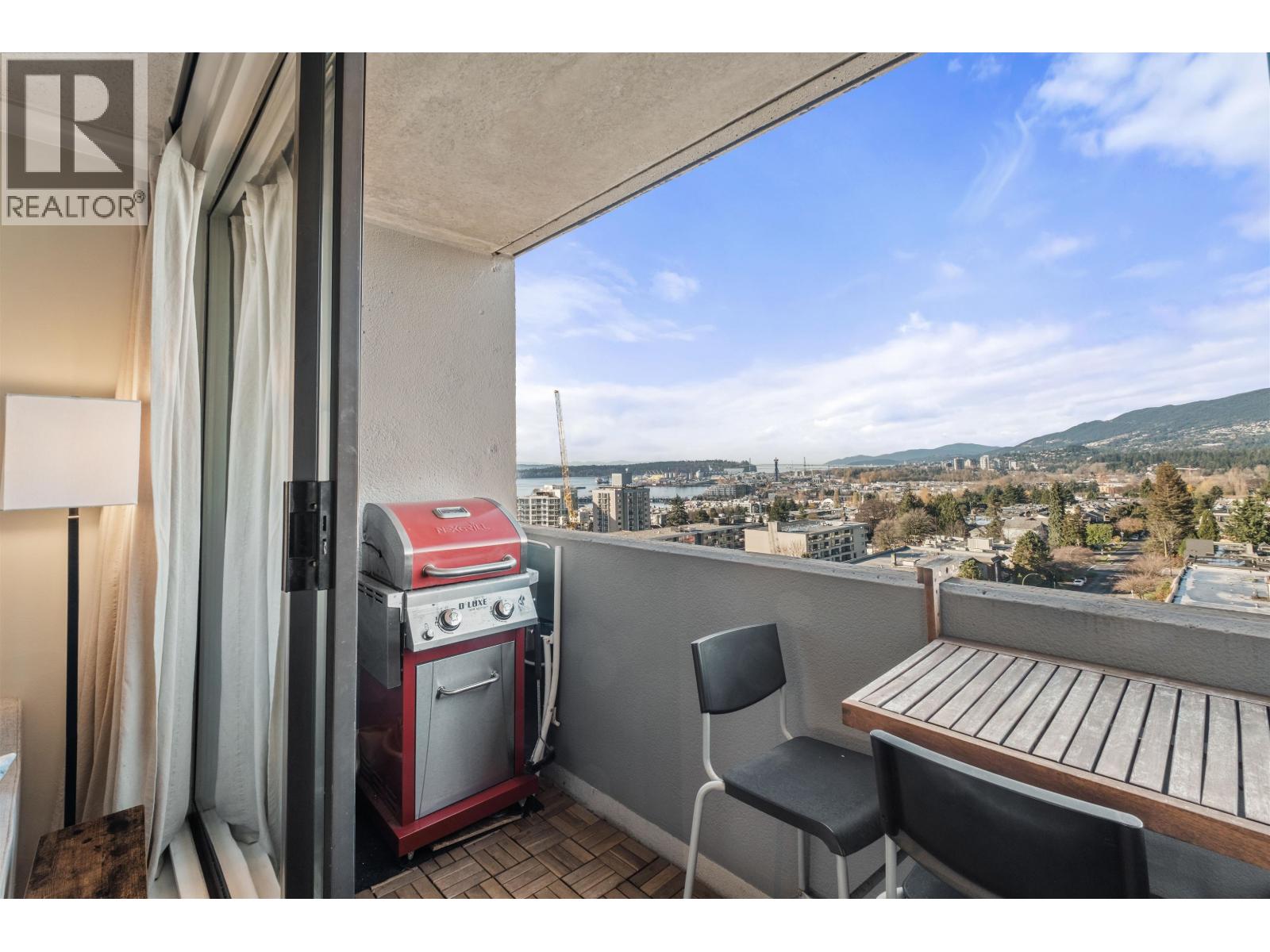 1205 110 W 4th Street, North Vancouver, British Columbia  V7M 3H3 - Photo 6 - R3131643