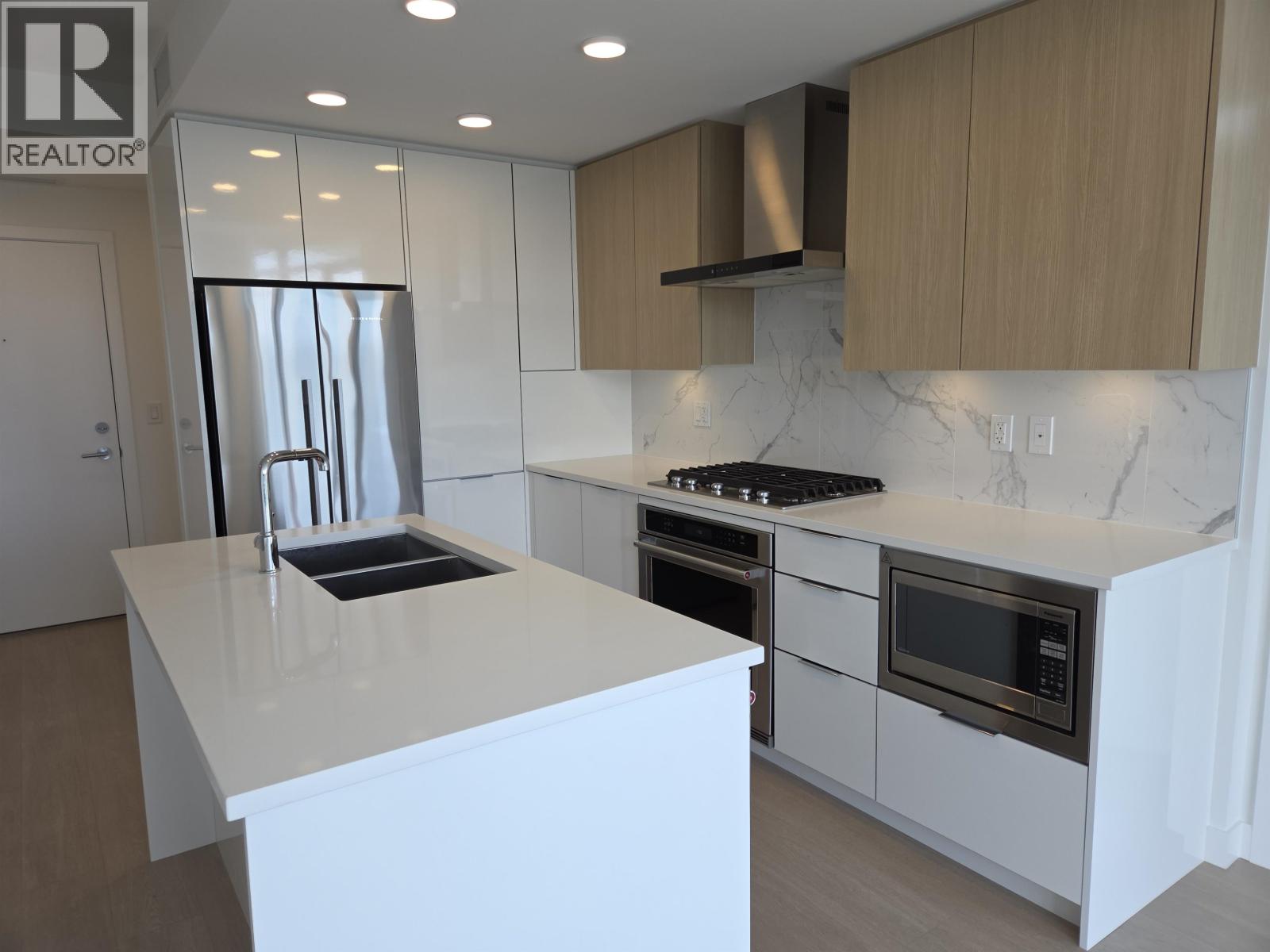 407 7769 Park Crescent, Burnaby, British Columbia  V3N 0J7 - Photo 5 - R3130357