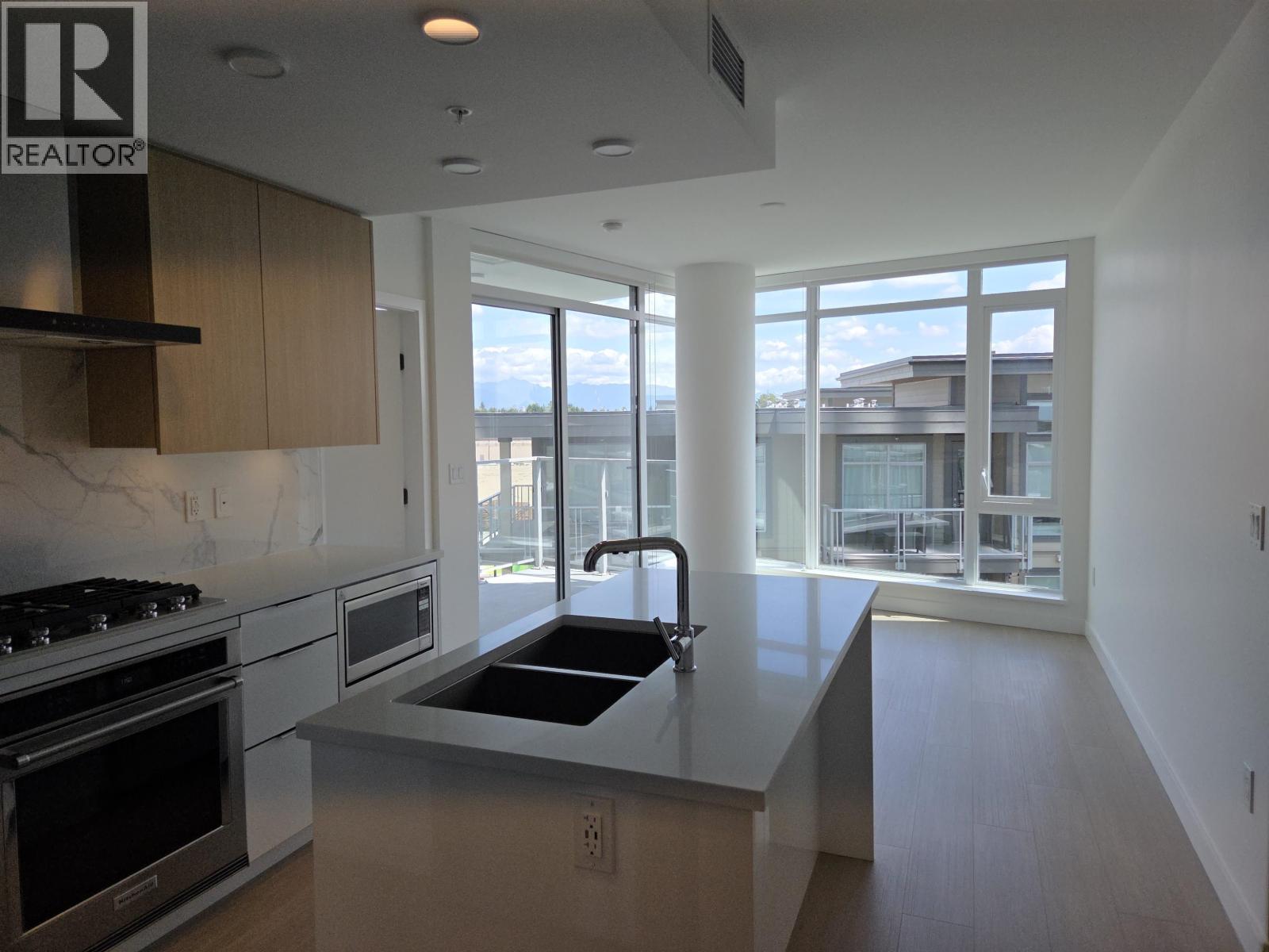 407 7769 Park Crescent, Burnaby, British Columbia  V3N 0J7 - Photo 6 - R3130357