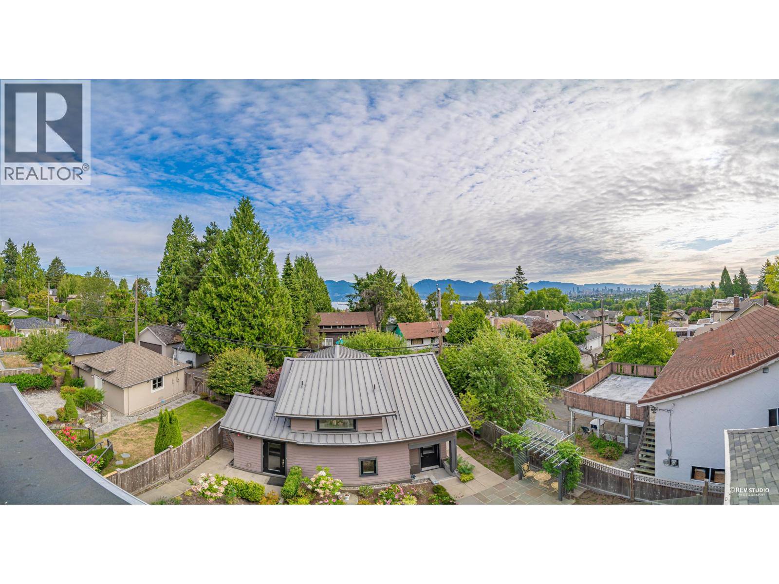3853 W 14TH AVENUE, Vancouver, British Columbia